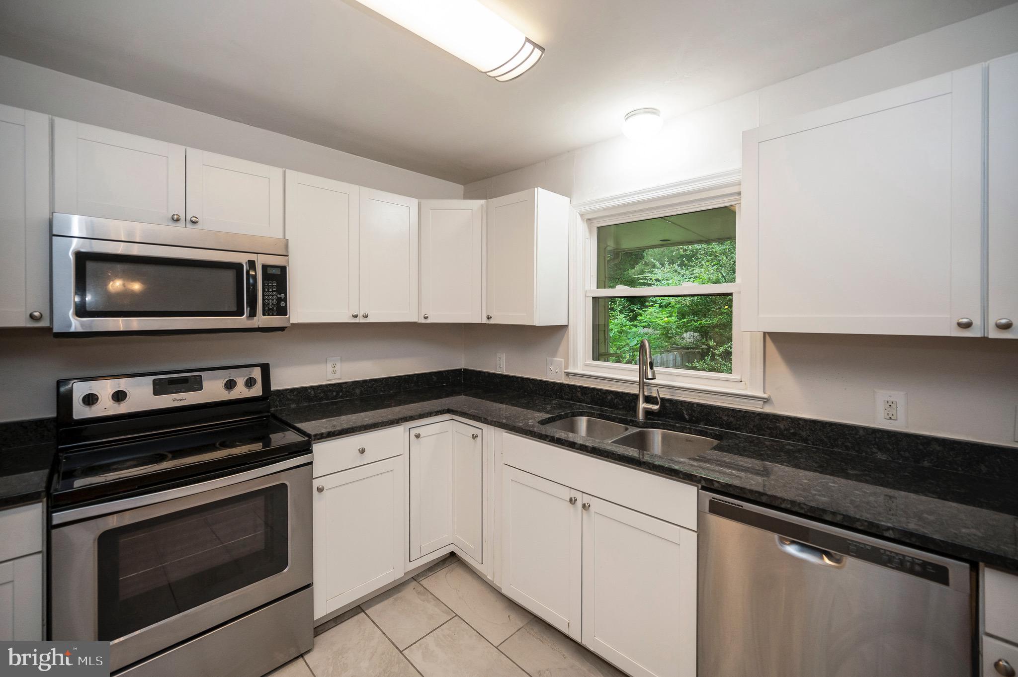 SPRING VALLEY - Residential Lease