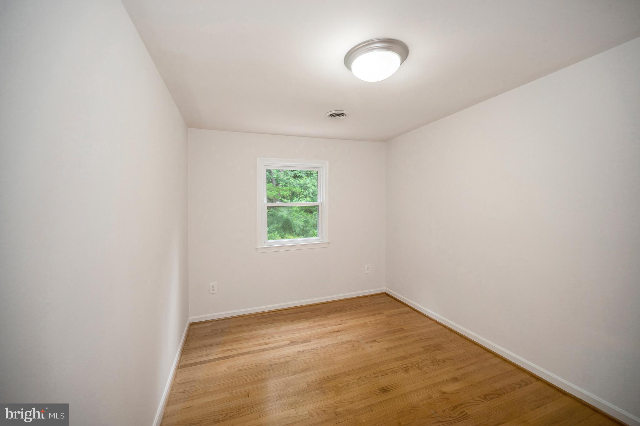 SPRING VALLEY - Residential Lease