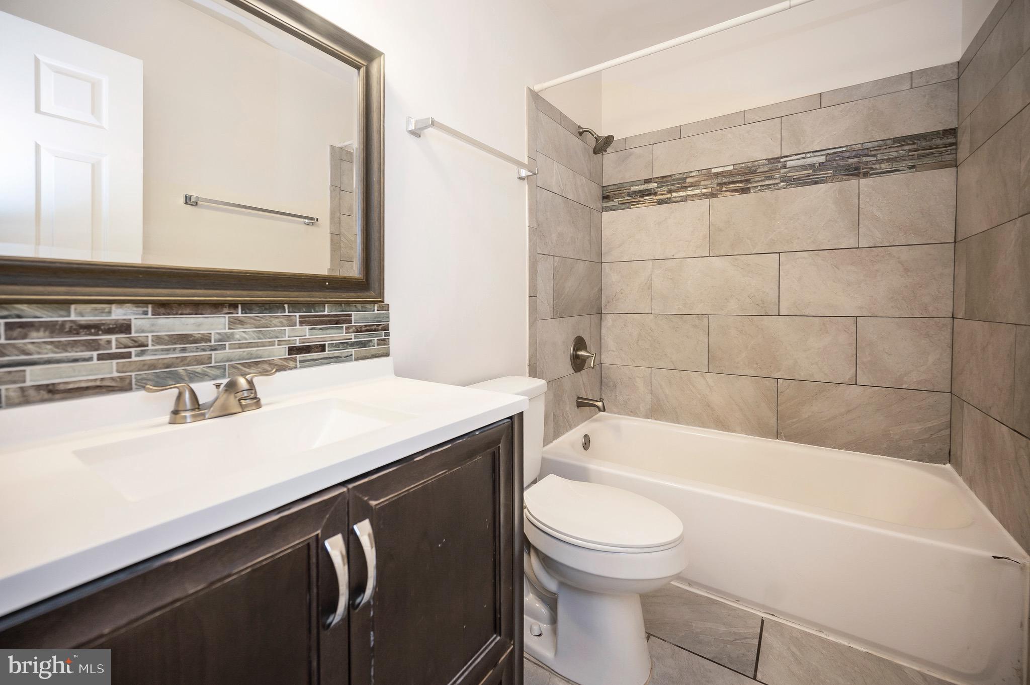 SPRING VALLEY - Residential Lease