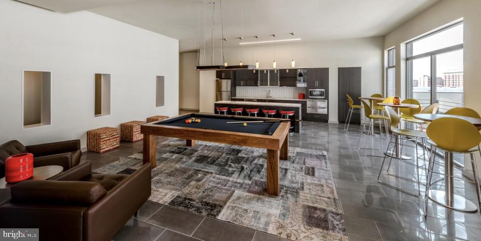 WASHINGTON SQ - Residential Lease