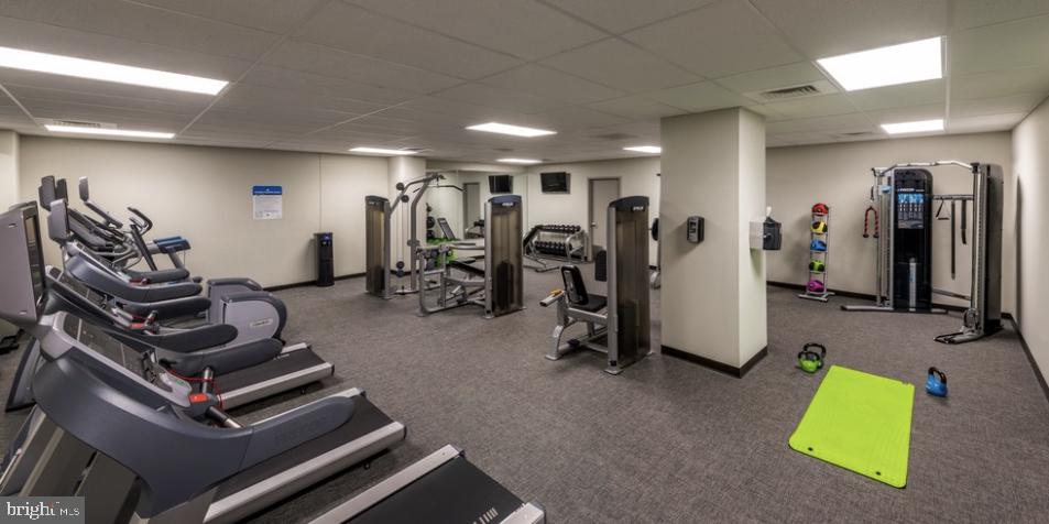 WASHINGTON SQ - Residential Lease