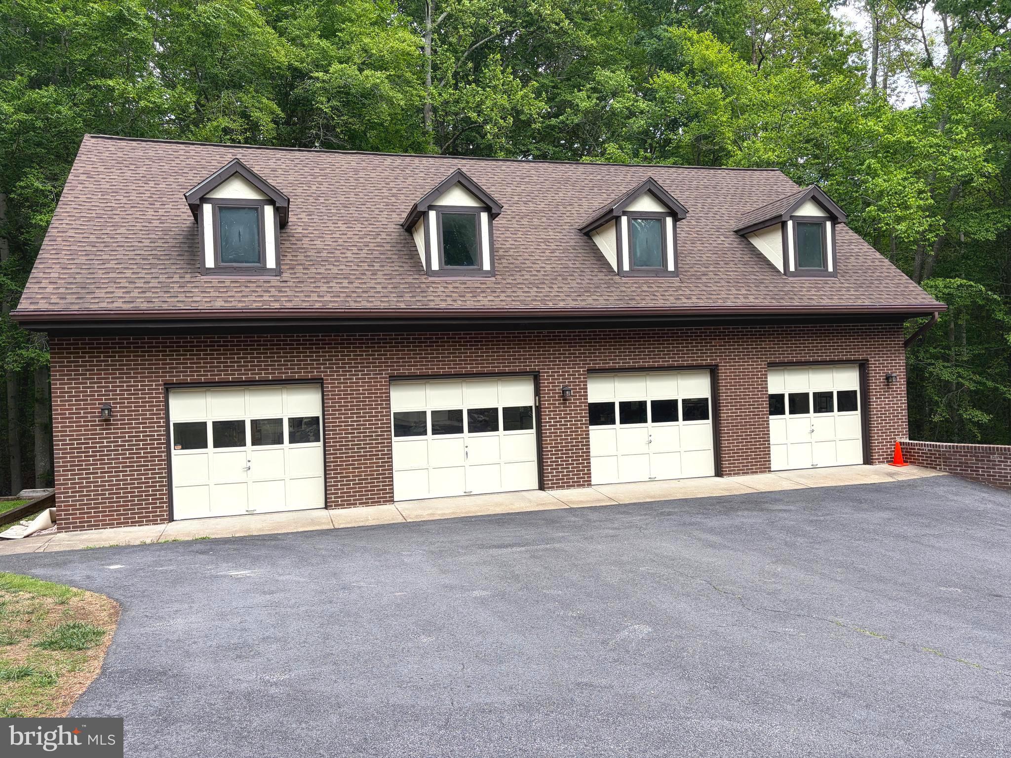 4896 OCCOQUAN CLUB DRIVE