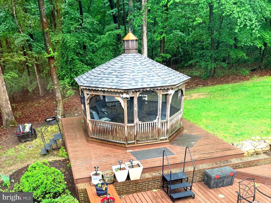 4896 OCCOQUAN CLUB DRIVE