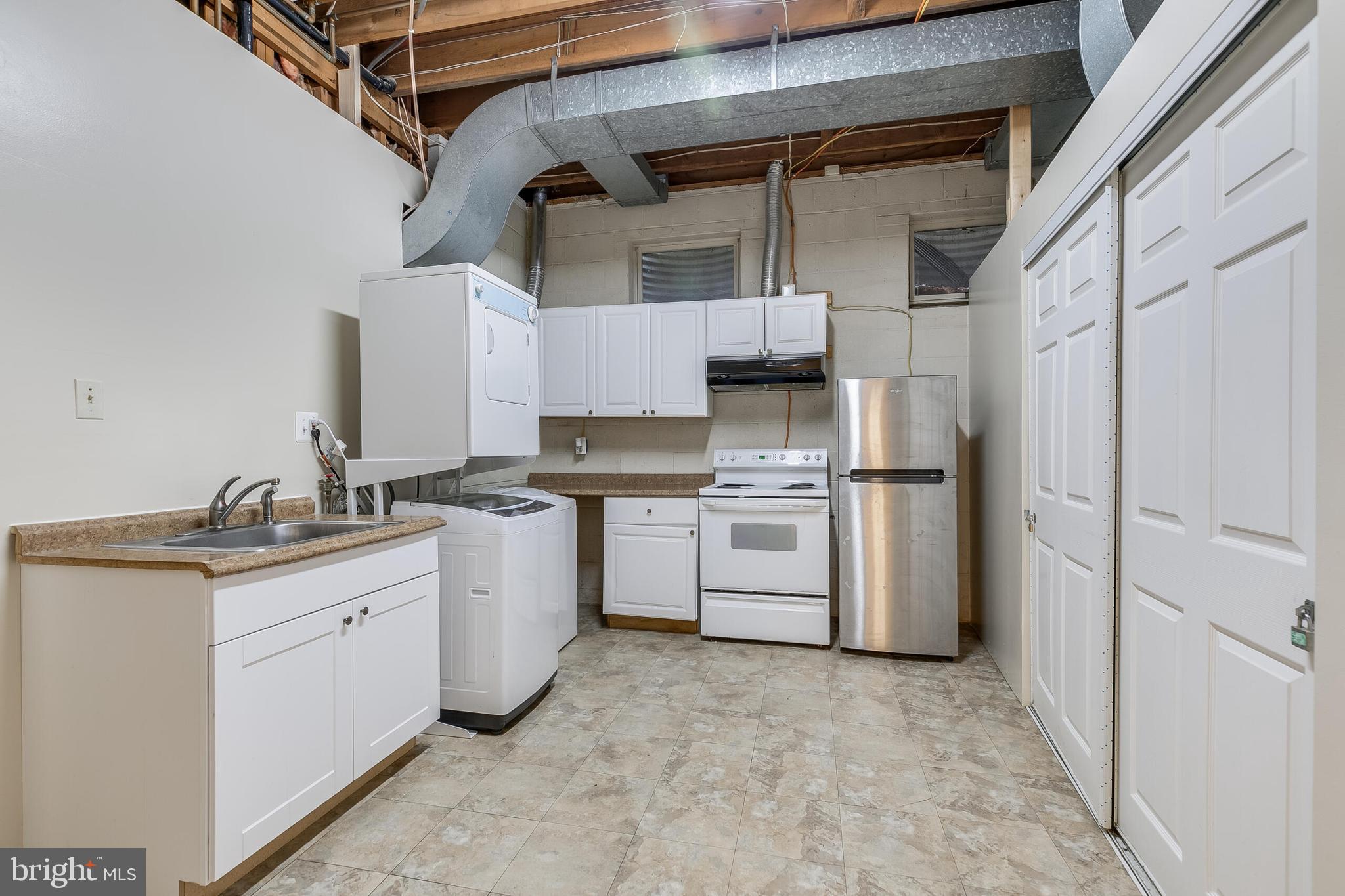 CHAIN BRIDGE FOREST - Residential