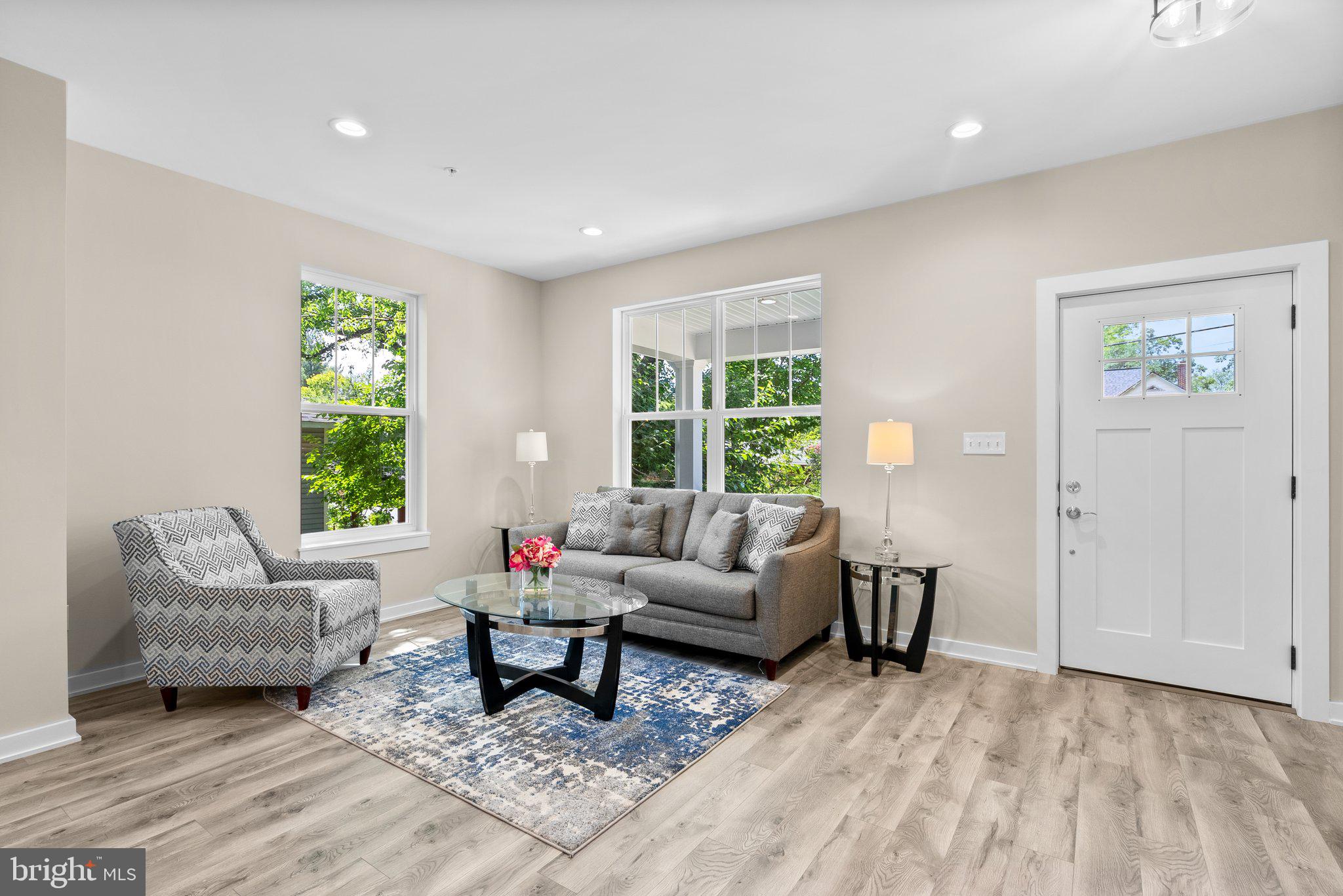 CHARLTON HEIGHTS - Residential