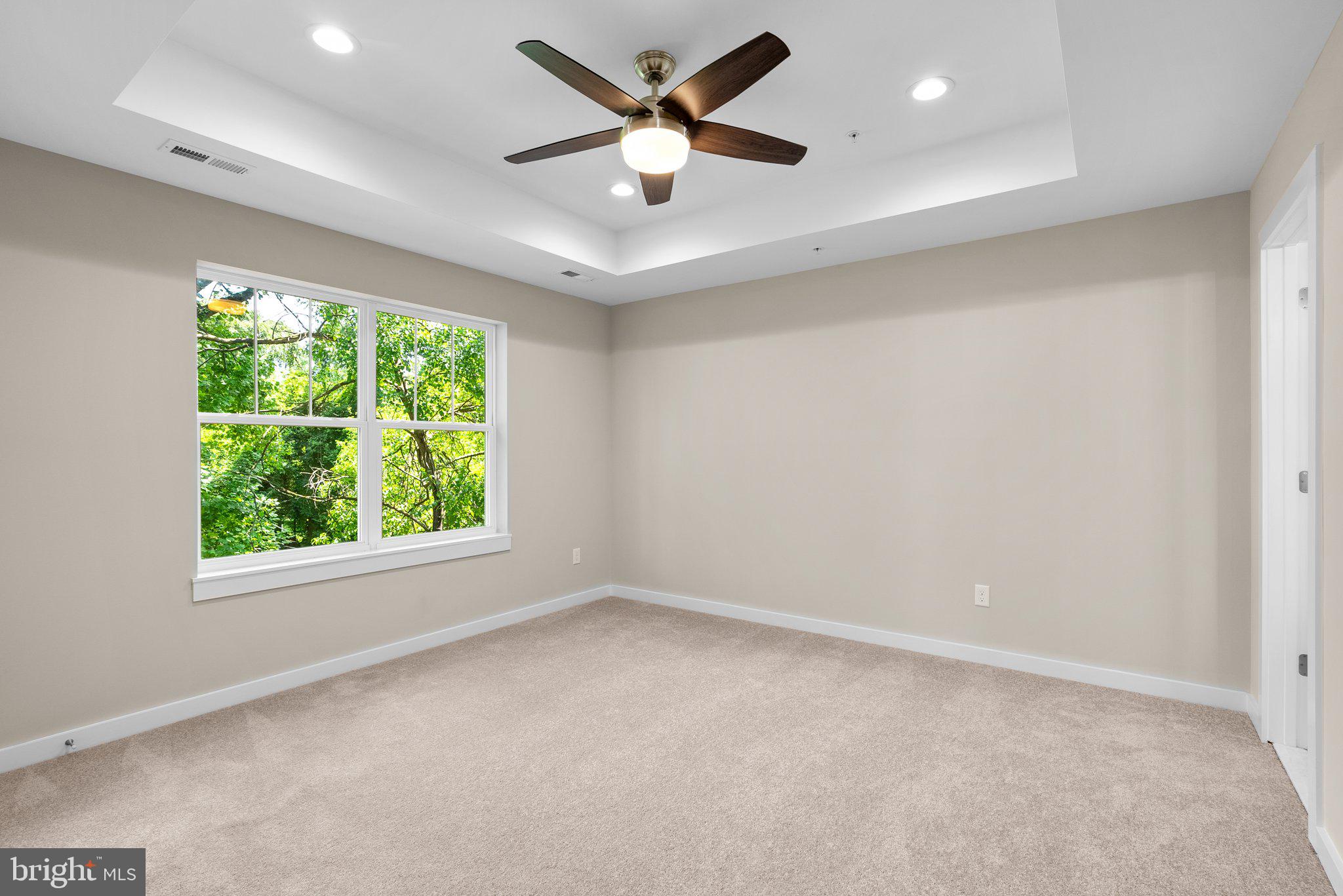 CHARLTON HEIGHTS - Residential