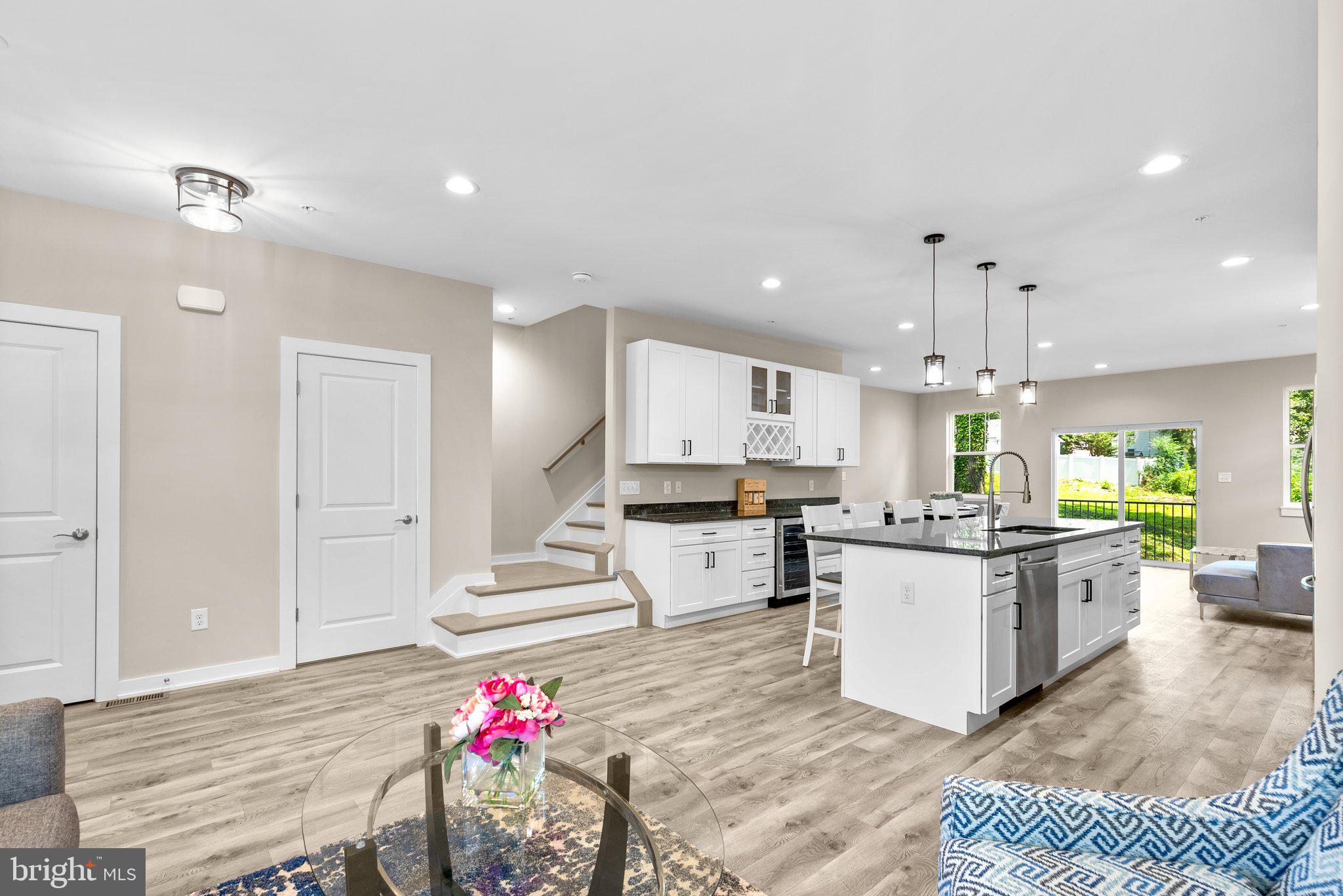 CHARLTON HEIGHTS - Residential