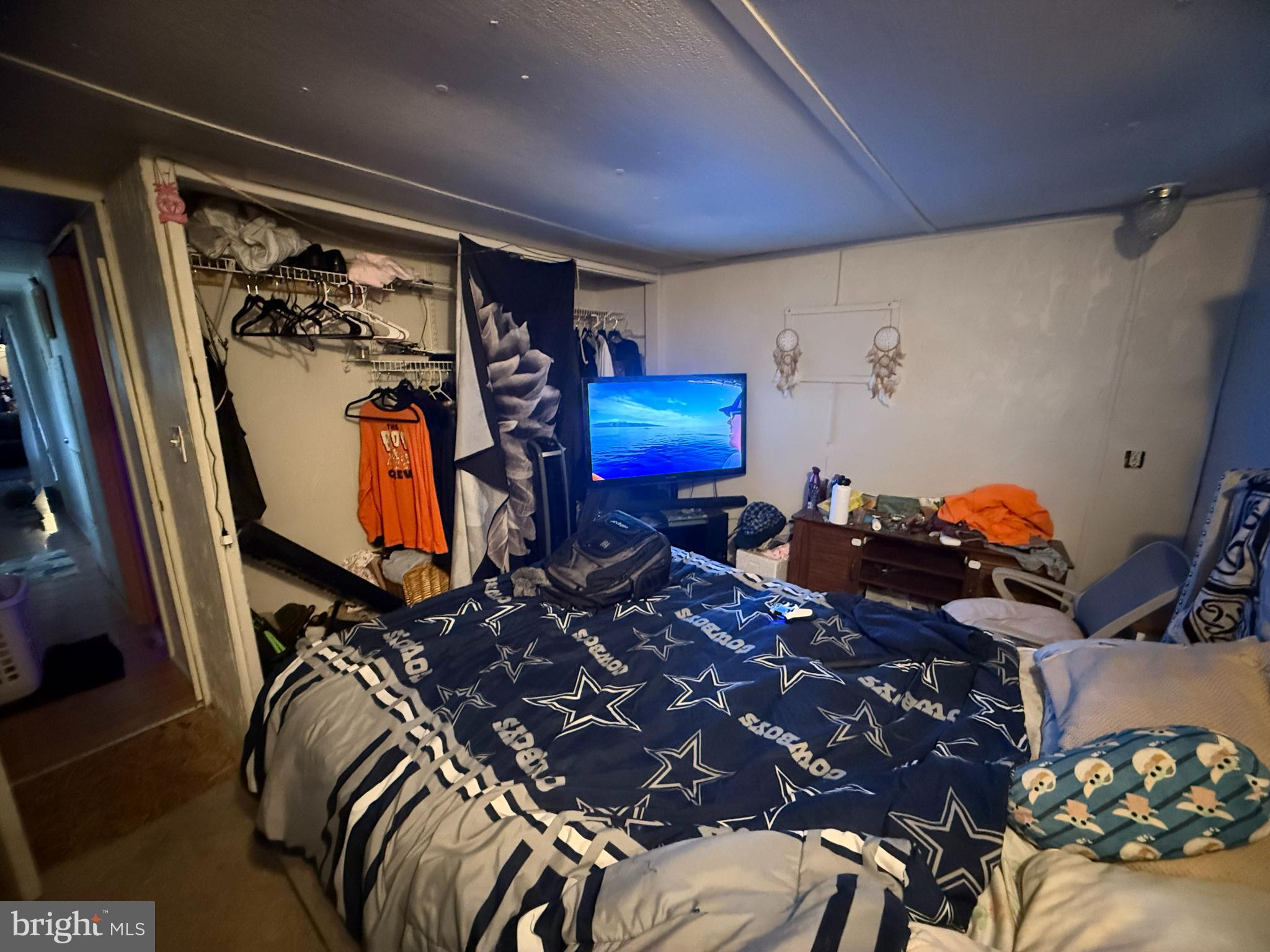 CRESTVIEW VILLAS - Residential