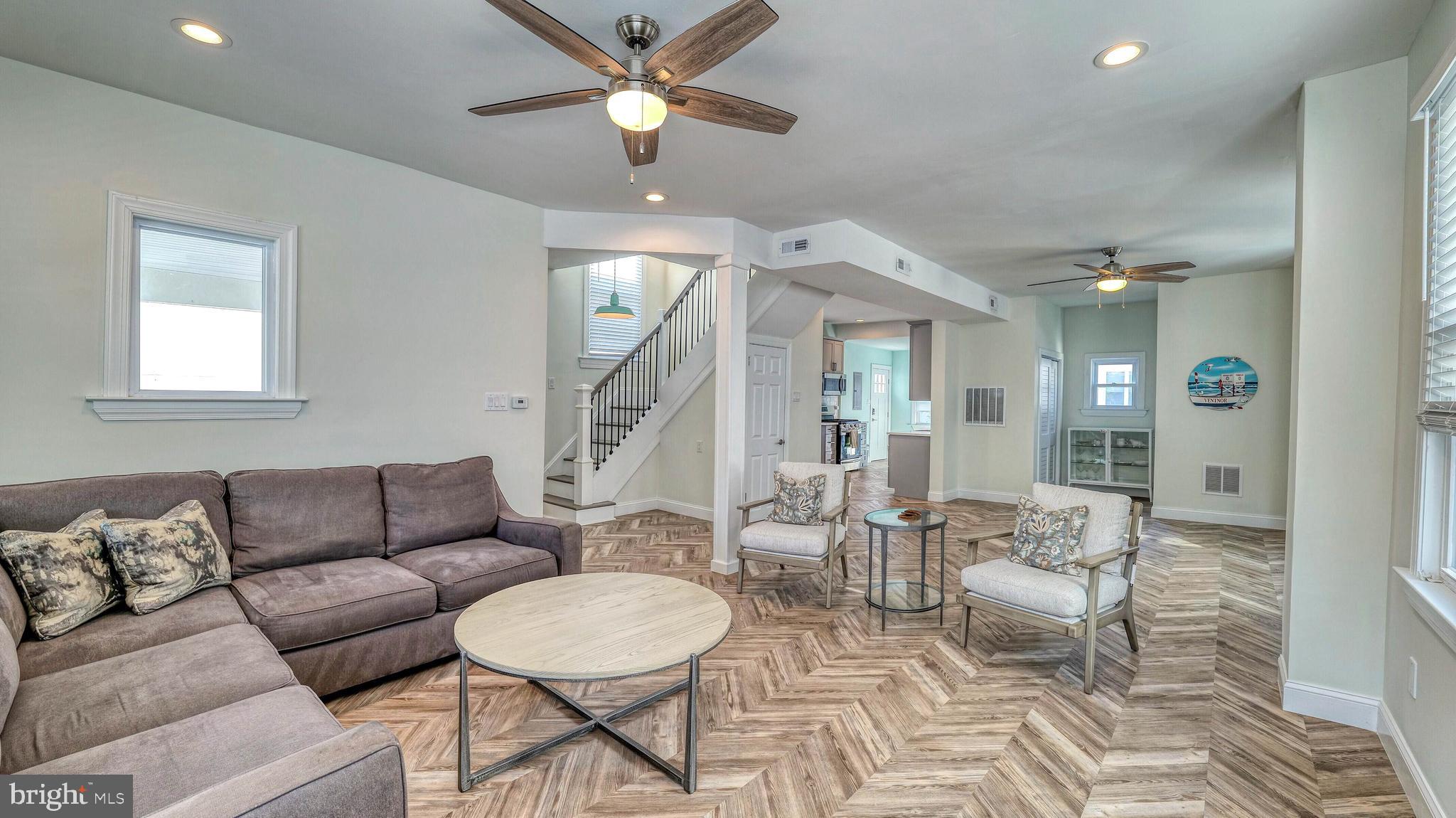 10 S NASHVILLE AVENUE