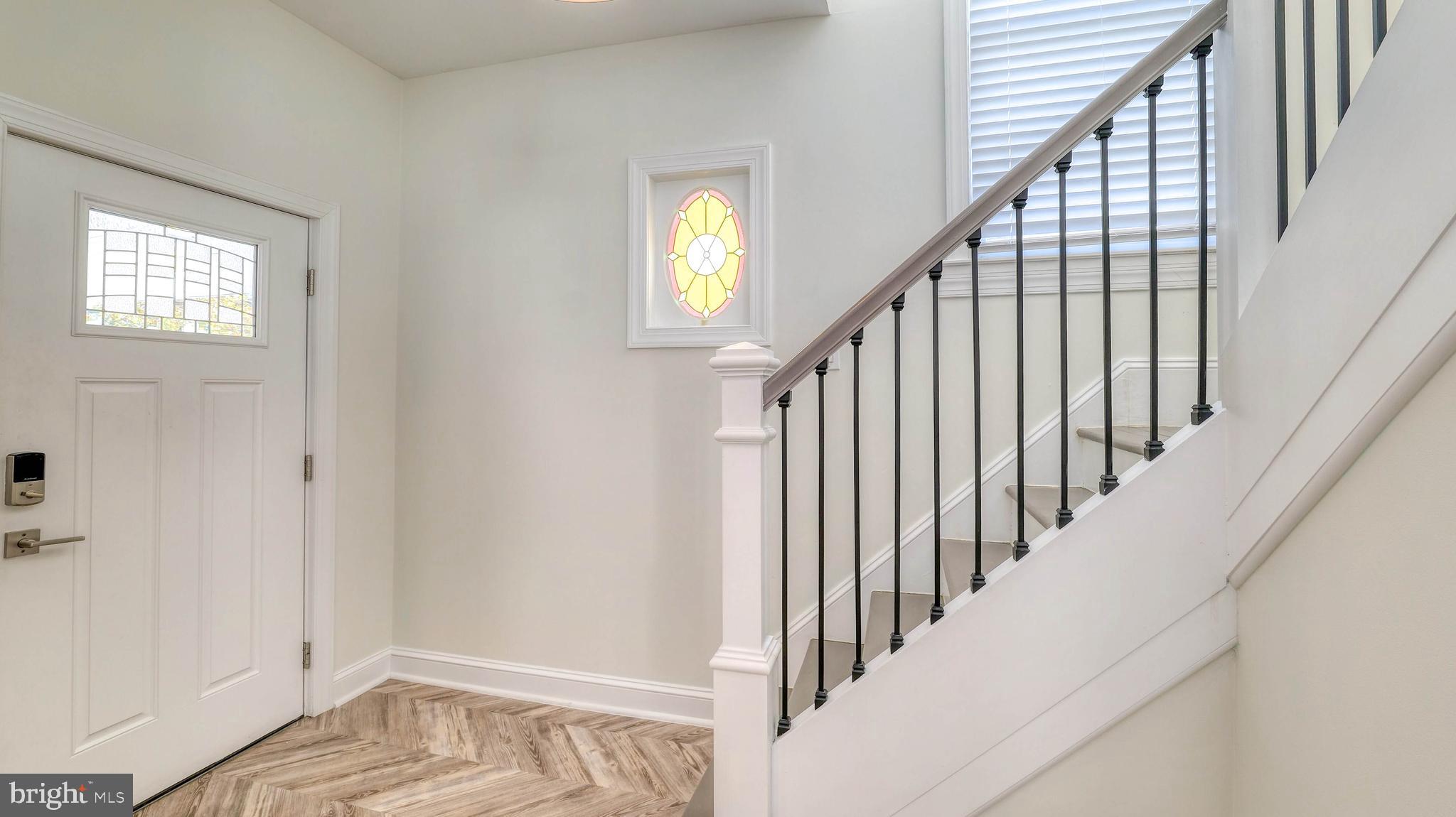 10 S NASHVILLE AVENUE