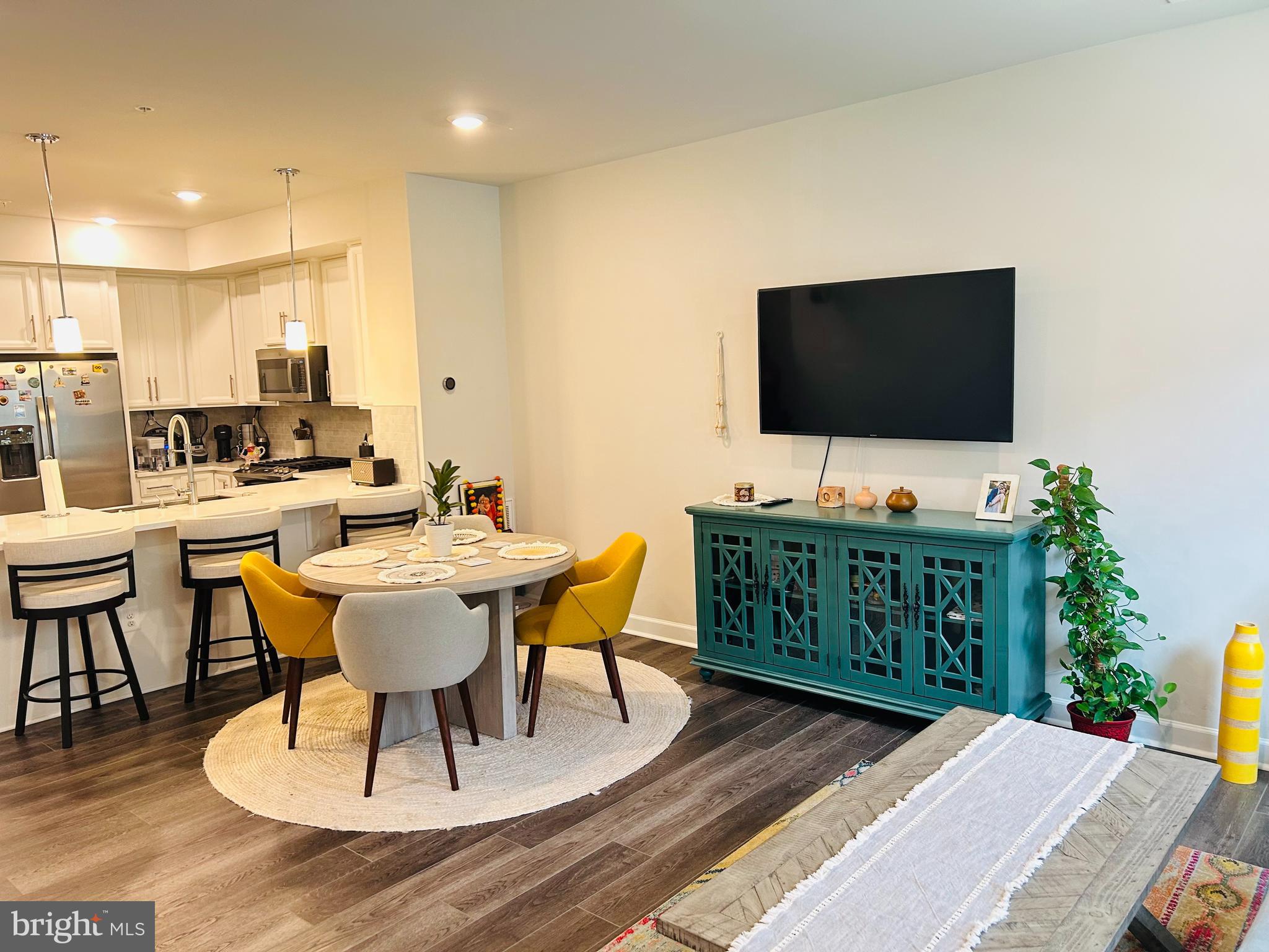 WOODLAND - Residential Lease