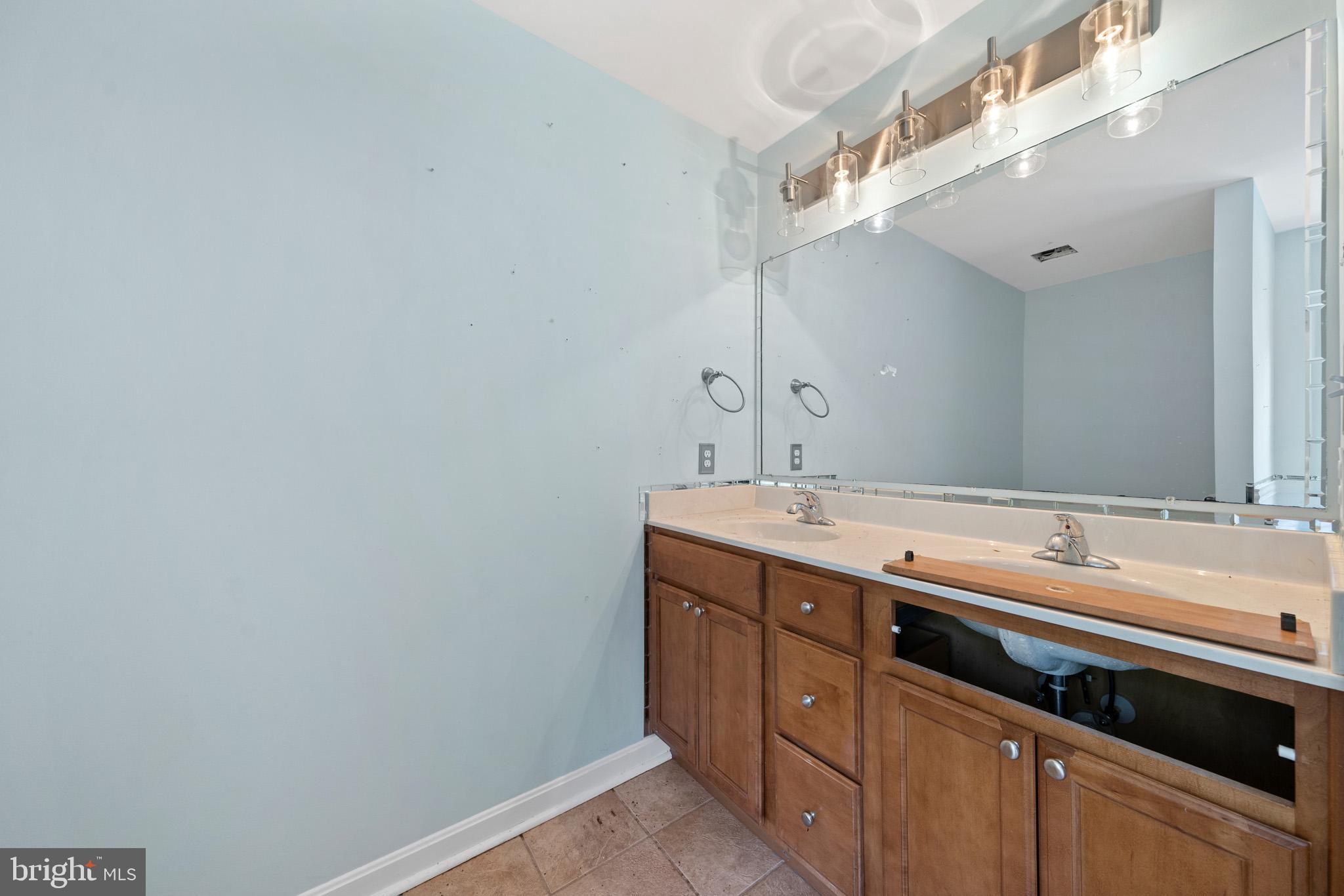 SHELWICK SUB - Residential