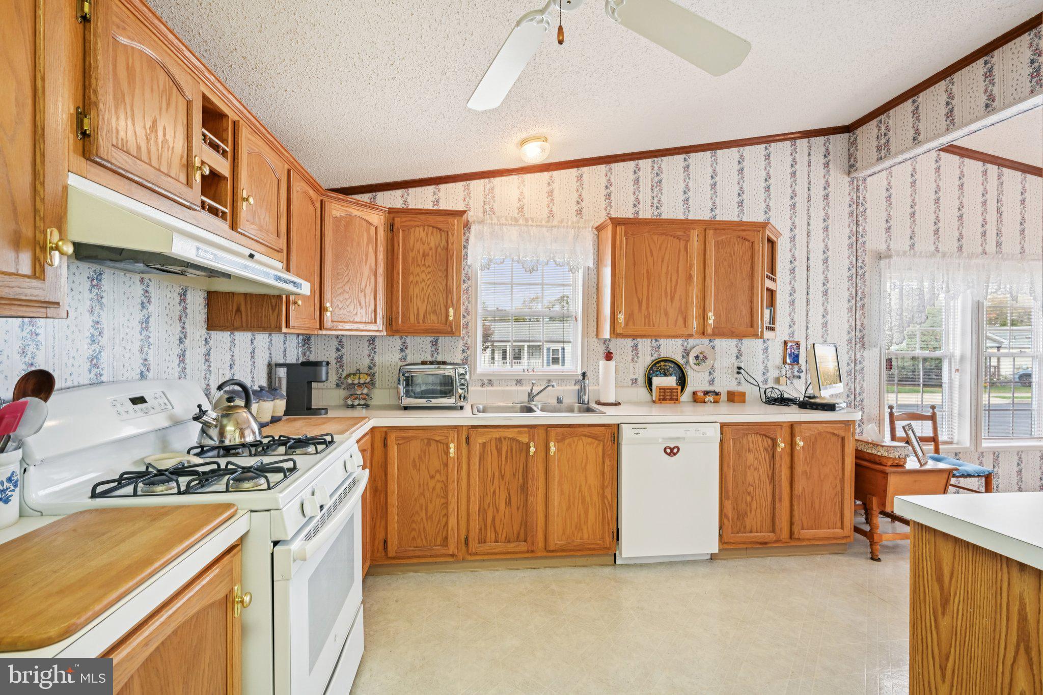 GWYNEDD WOODS - Residential