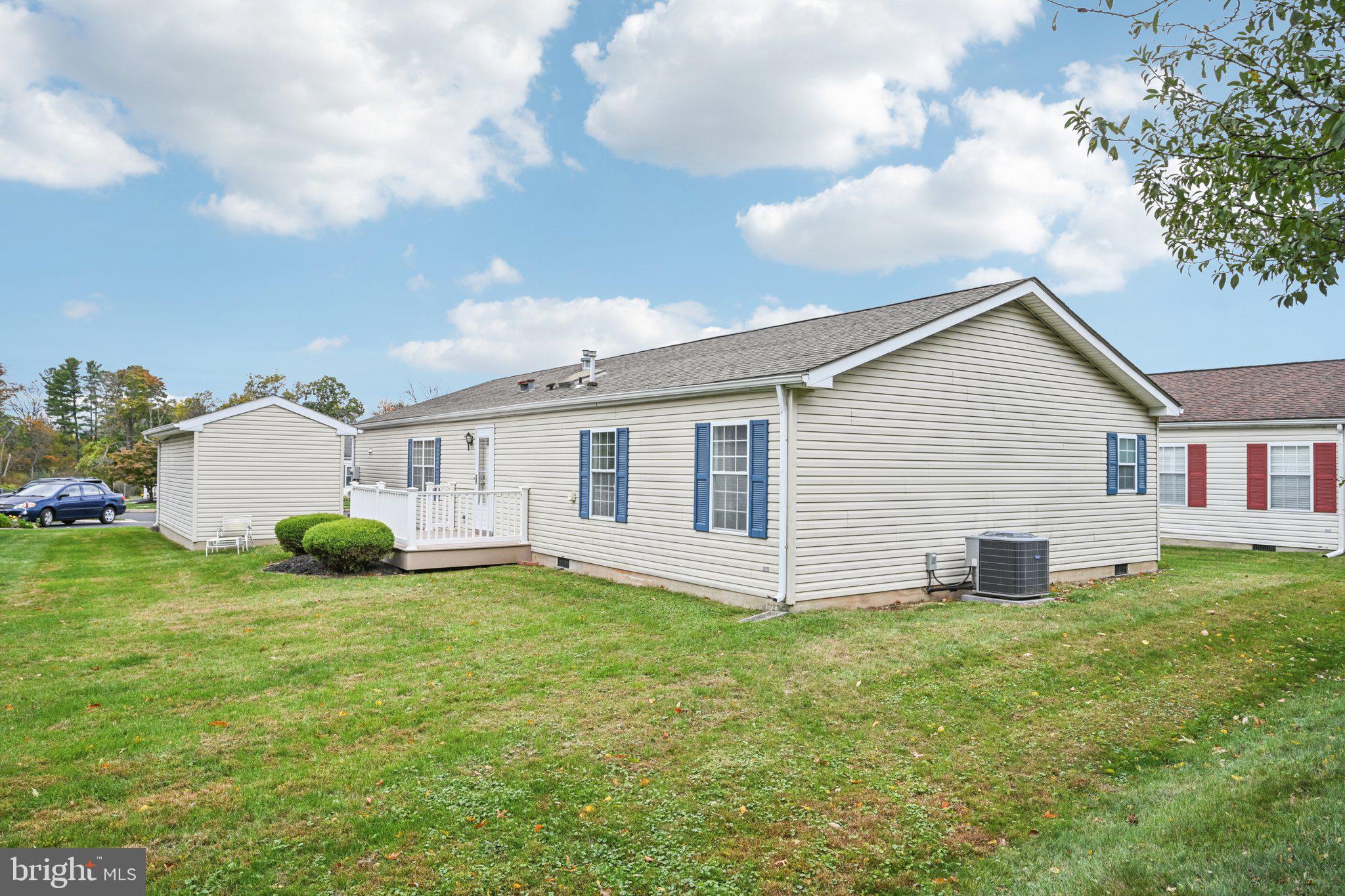 GWYNEDD WOODS - Residential