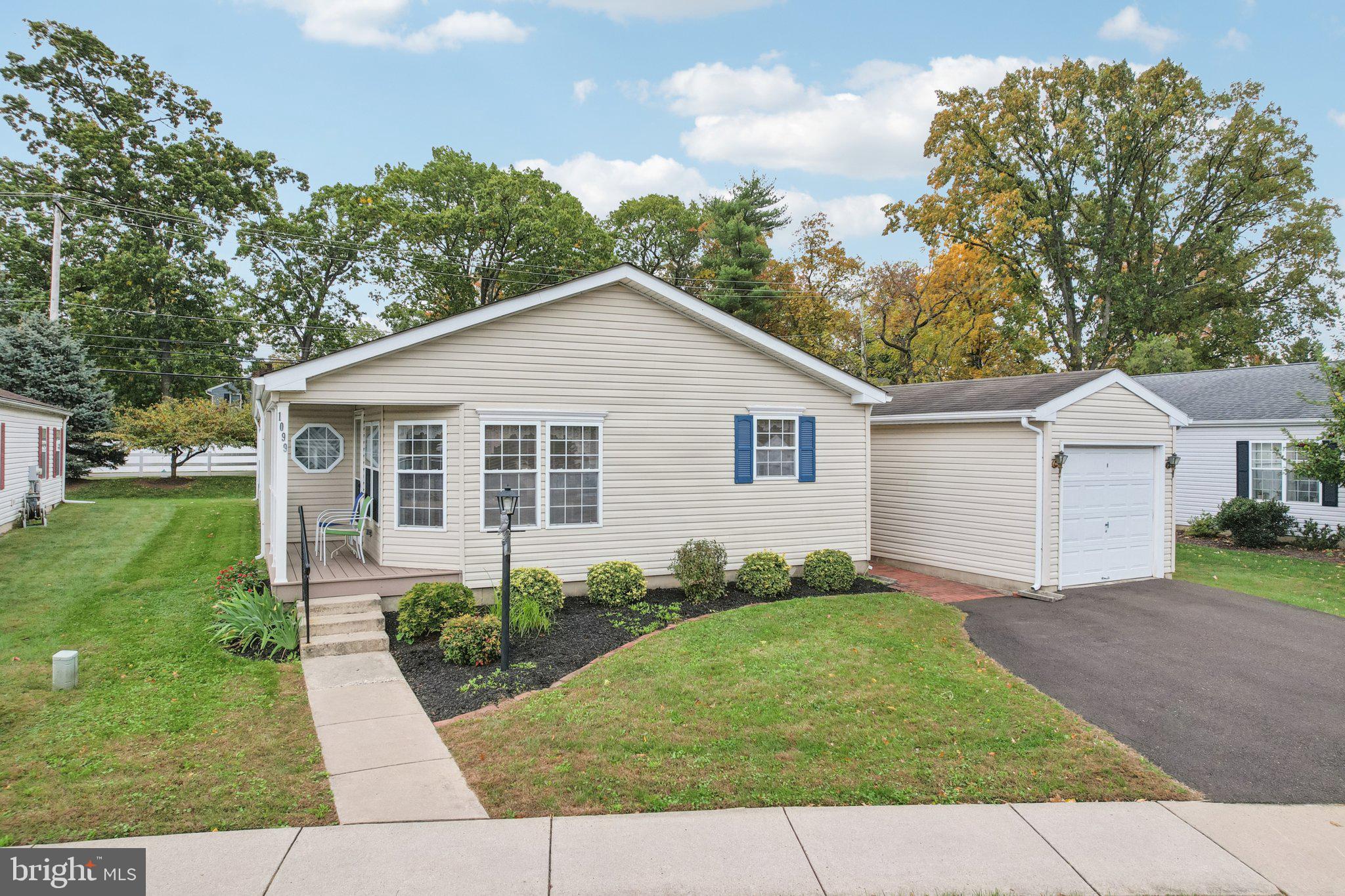 GWYNEDD WOODS - Residential