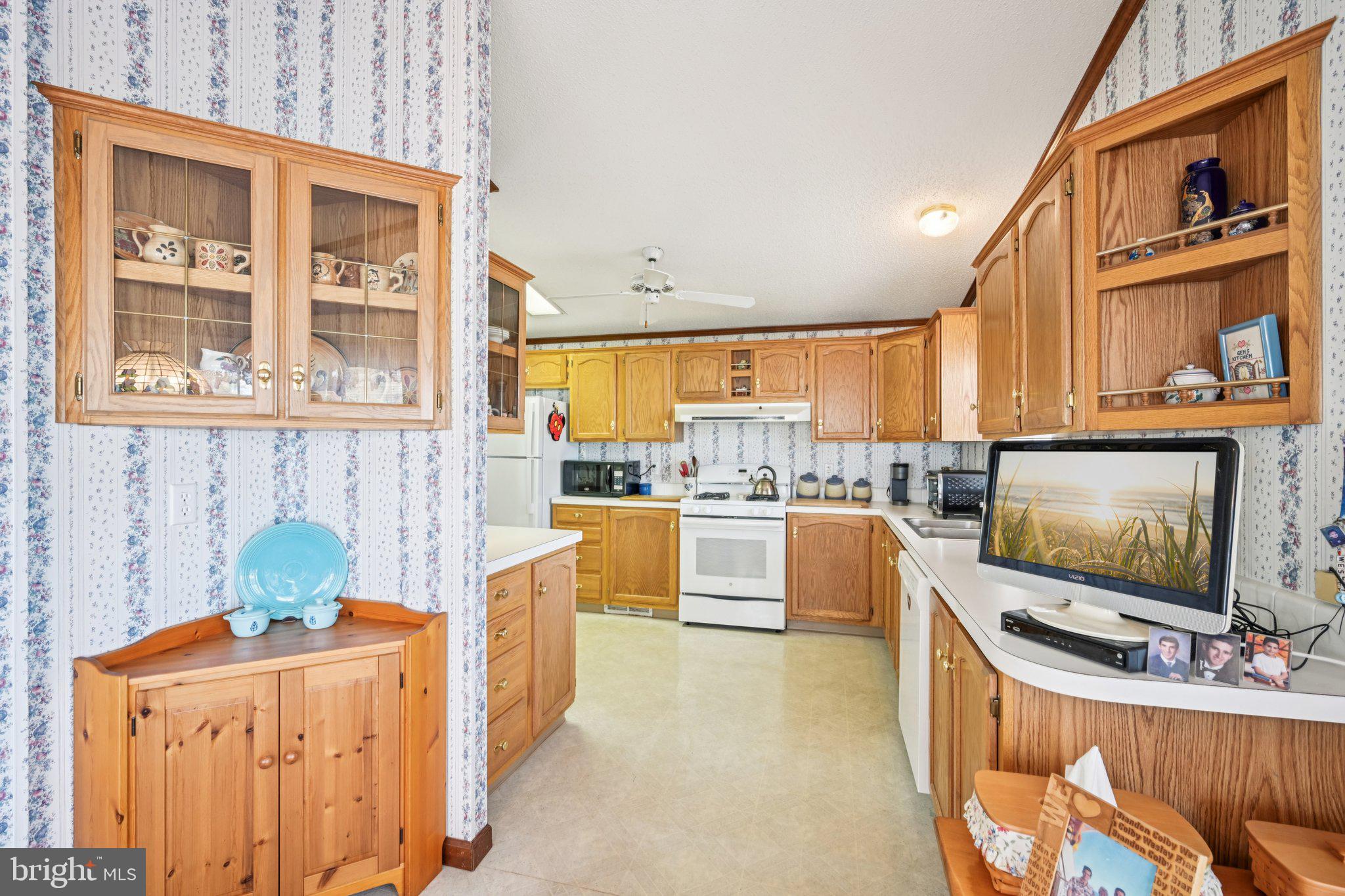 GWYNEDD WOODS - Residential