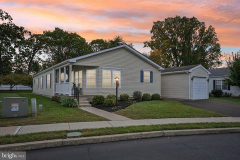 Photo of 1099 Jfk Drive, NORTH WALES, PA 19454 (MLS # PAMC2158334)