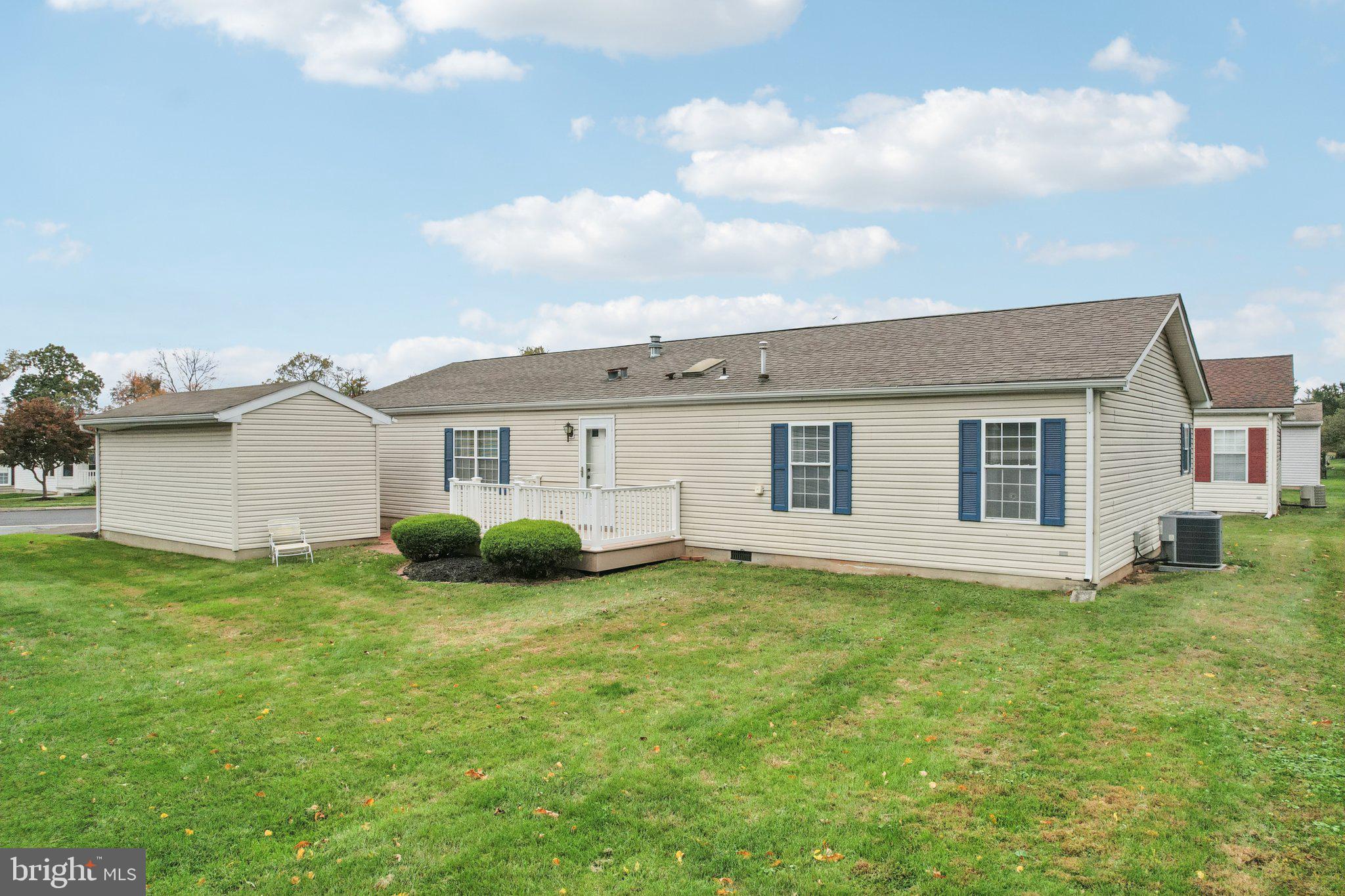 GWYNEDD WOODS - Residential