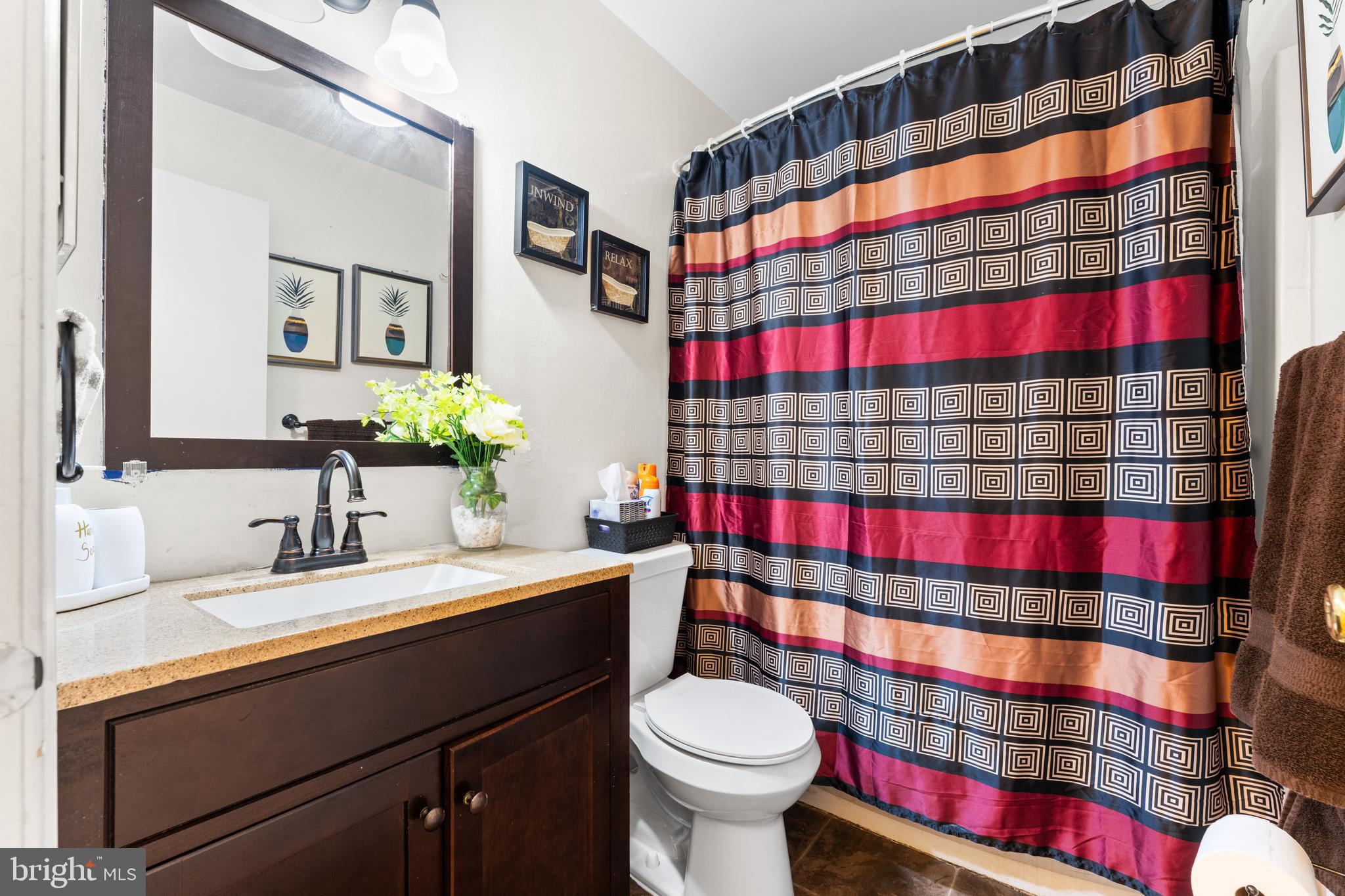 ASHTON CONDO - Residential