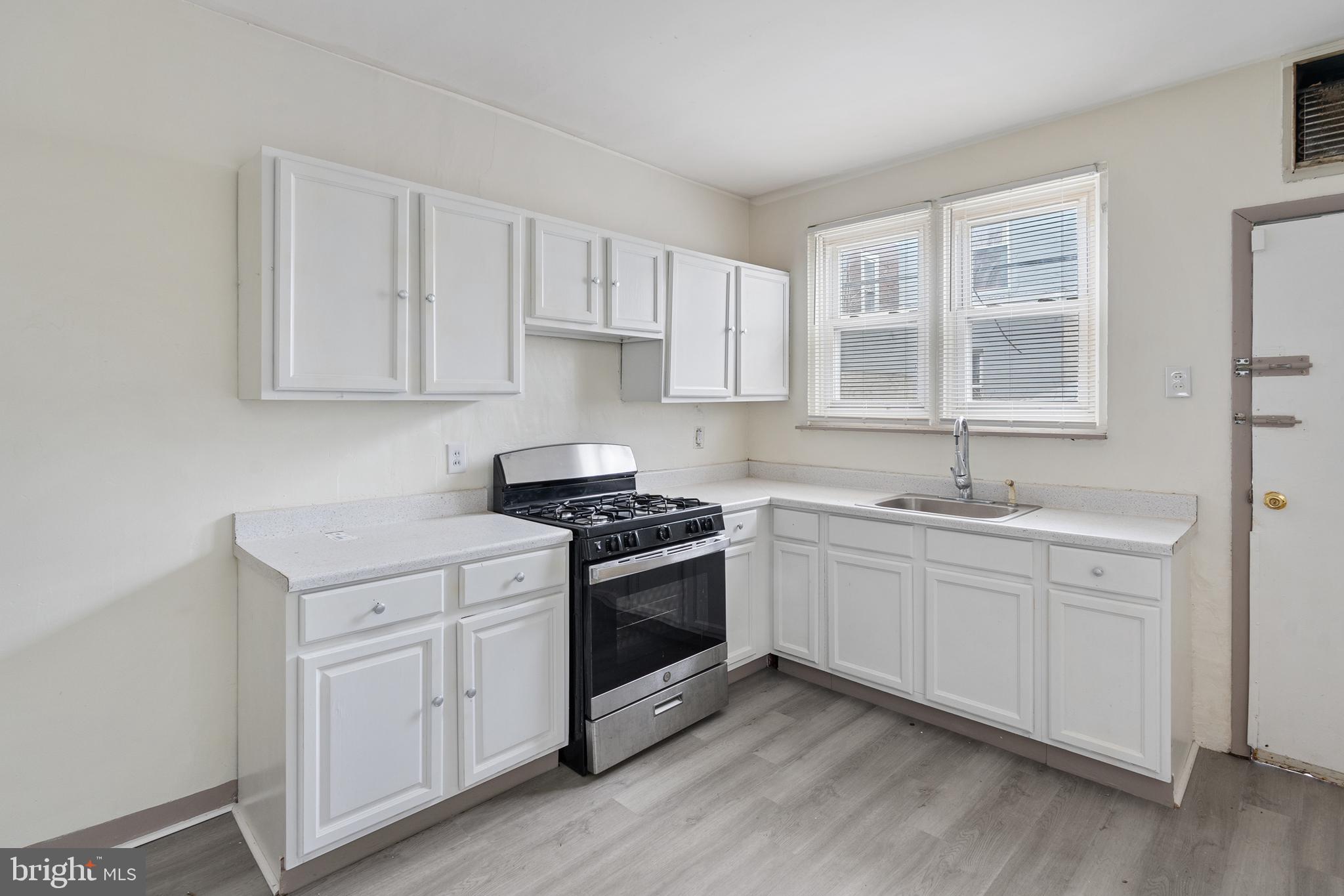 PHILADELPHIA (SOUTH) - Residential