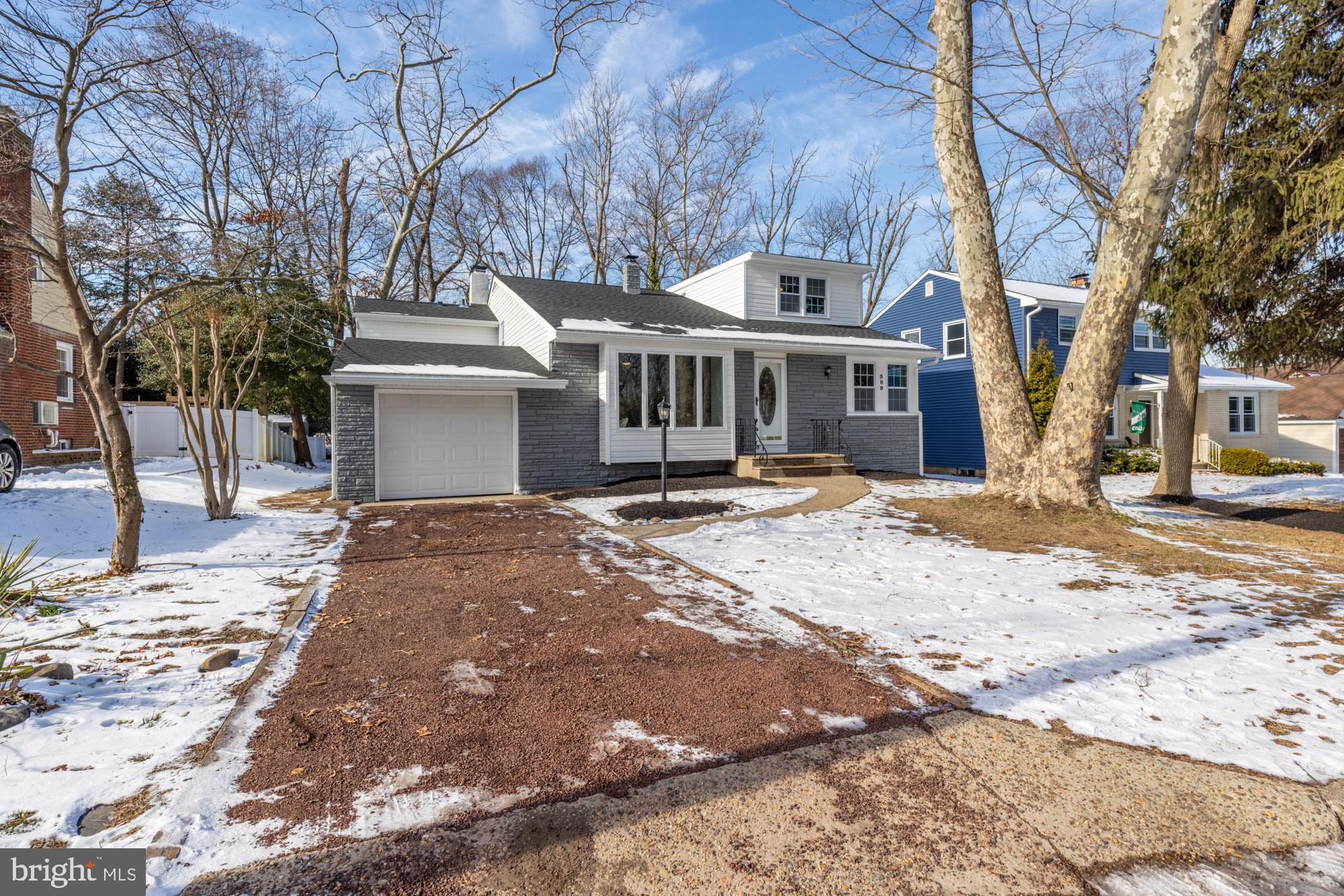 509 STRAWBRIDGE AVENUE