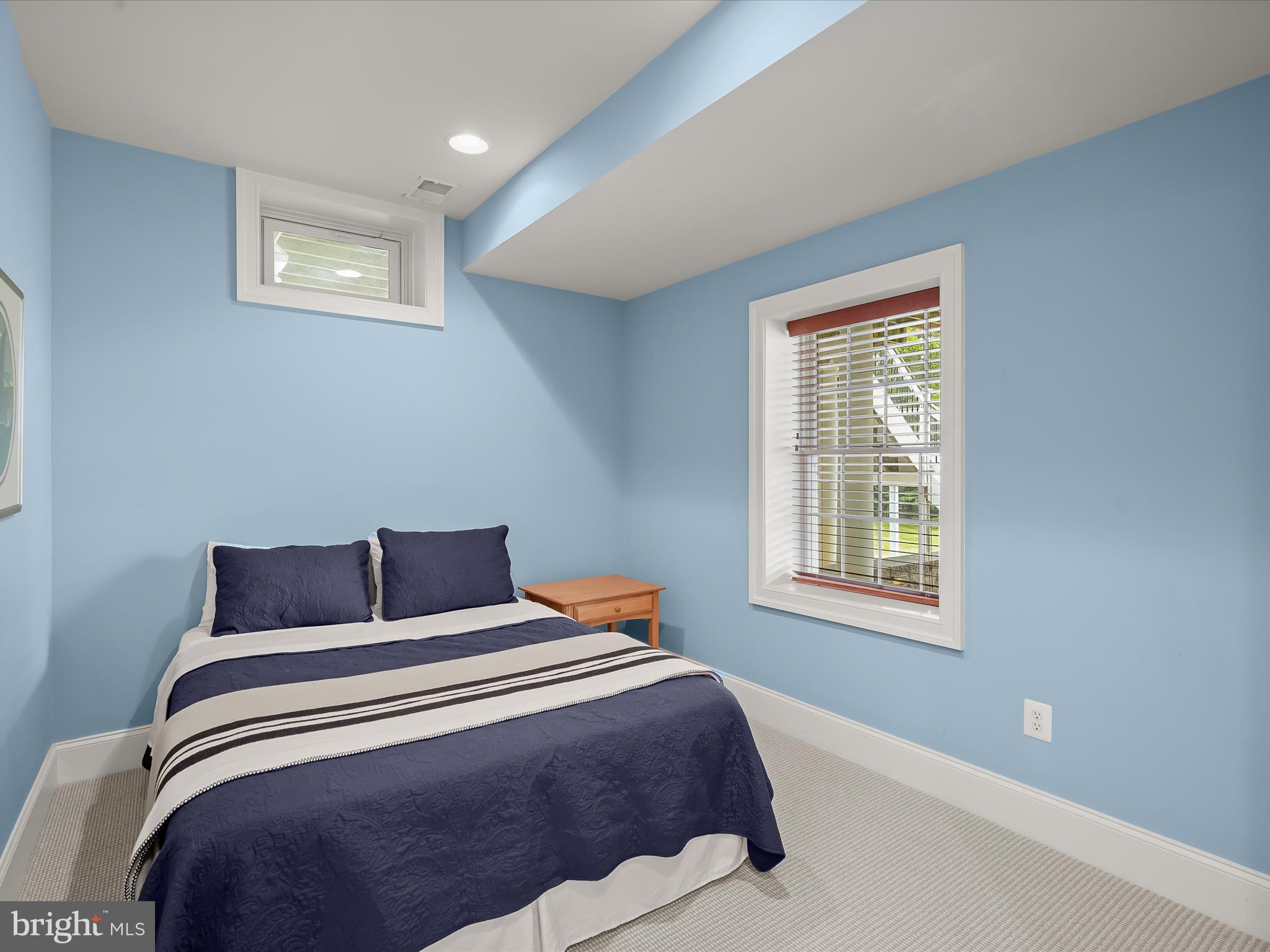 WATERFORD FARMS - Residential