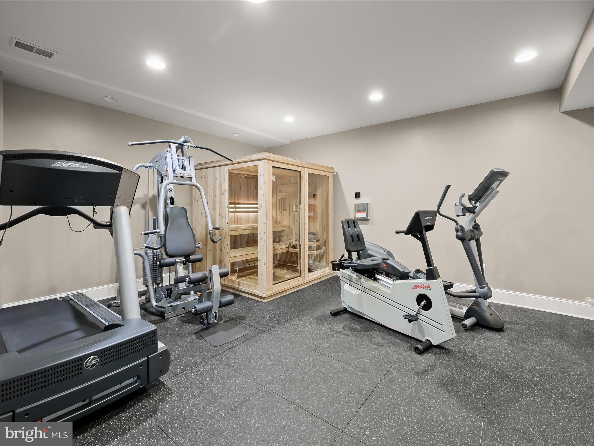 WATERFORD FARMS - Residential