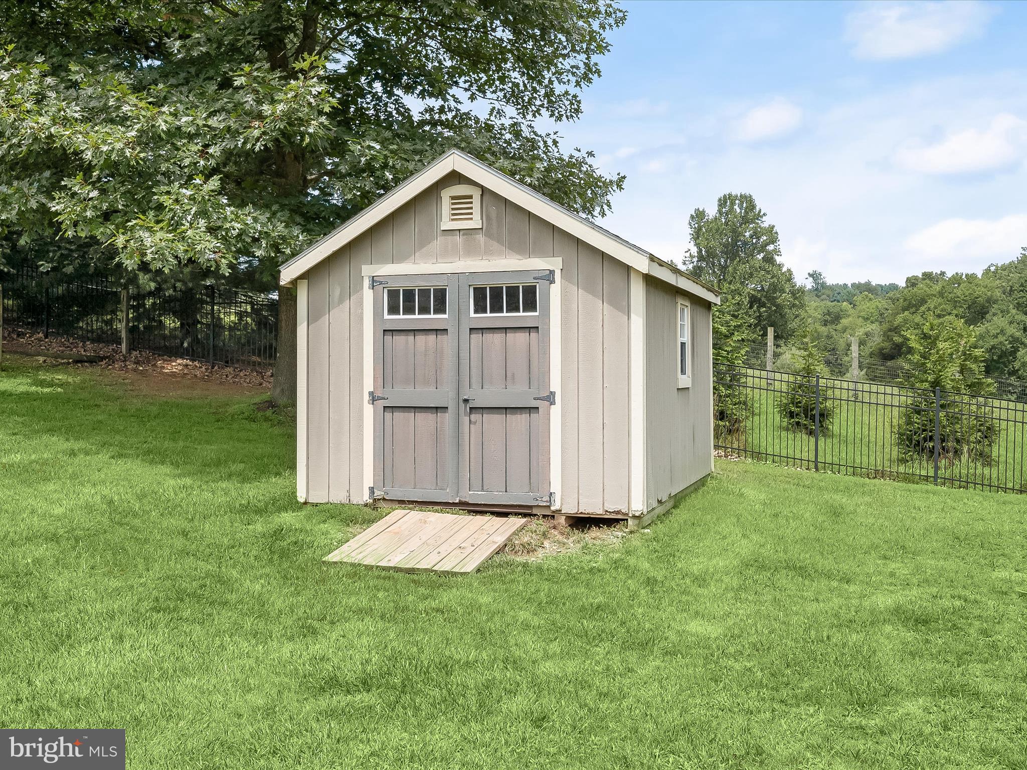 WATERFORD FARMS - Residential