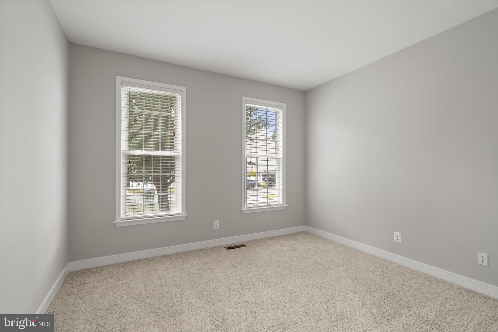 CLAIBORNE MANOR - Residential