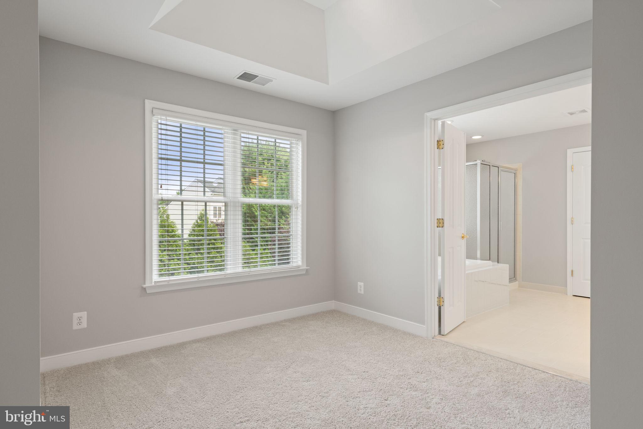 CLAIBORNE MANOR - Residential