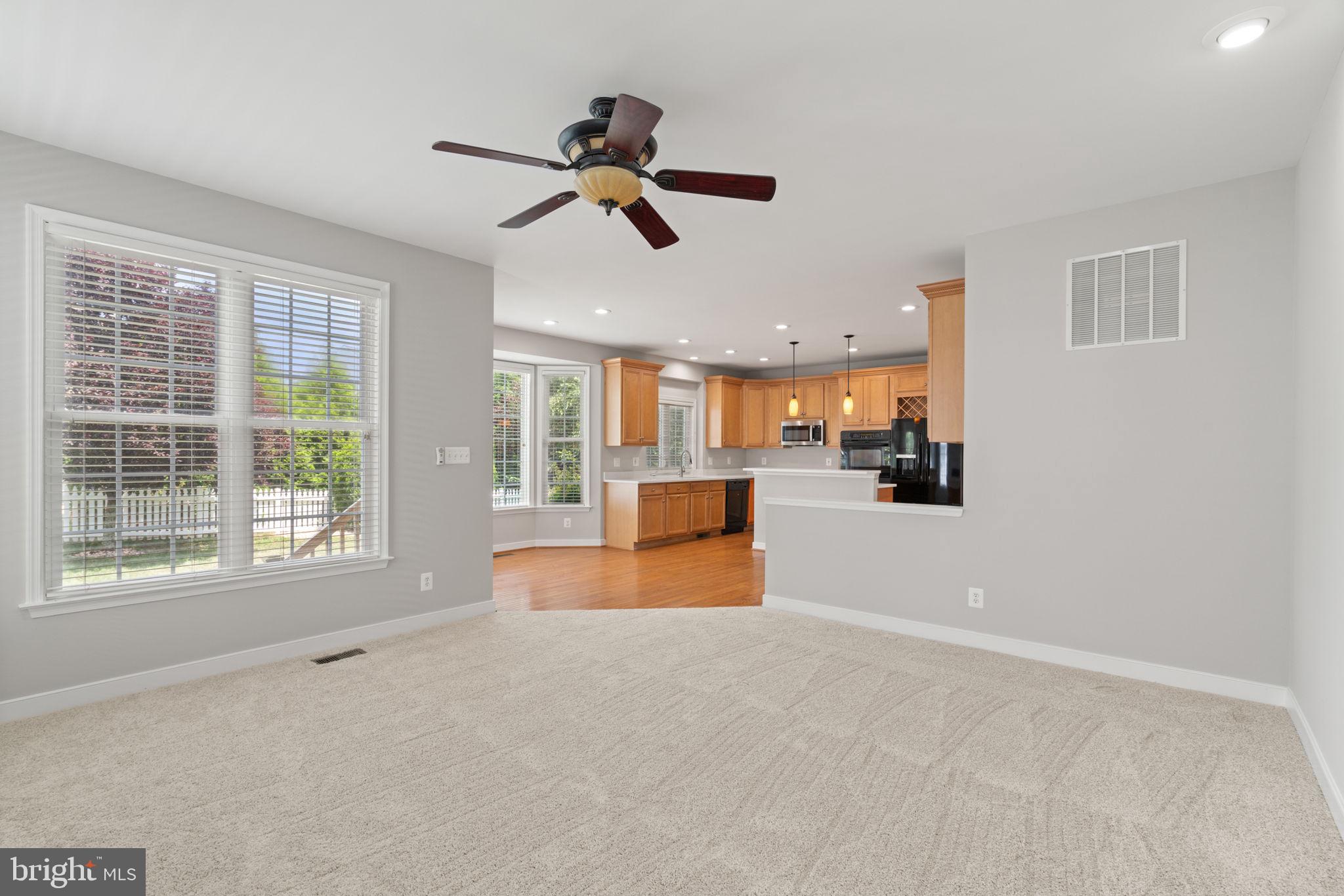 CLAIBORNE MANOR - Residential