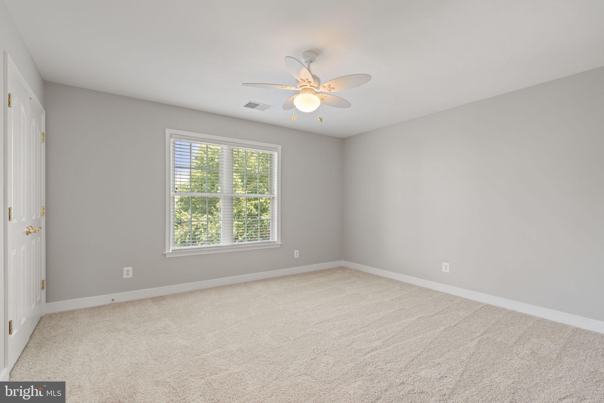 CLAIBORNE MANOR - Residential