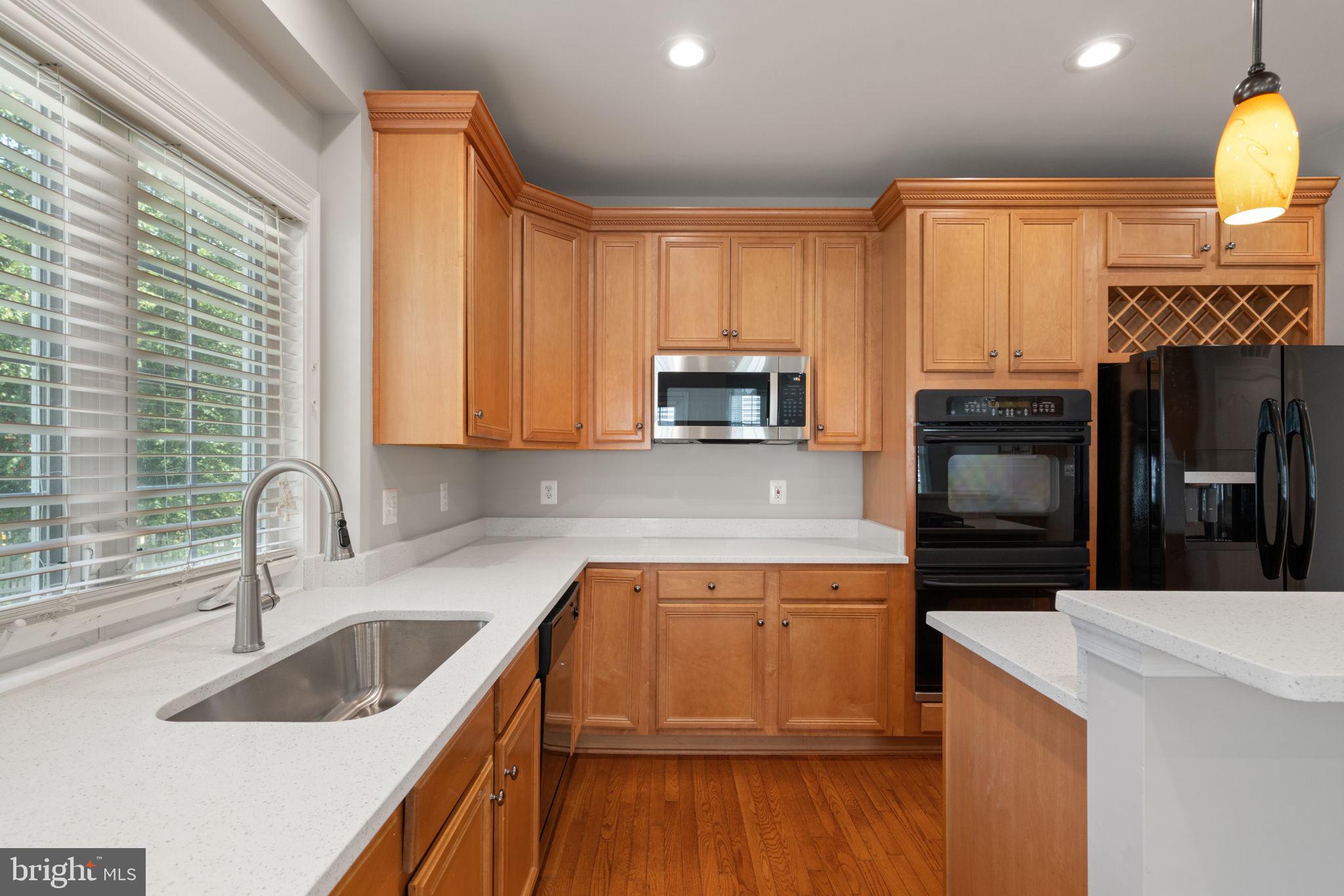 CLAIBORNE MANOR - Residential