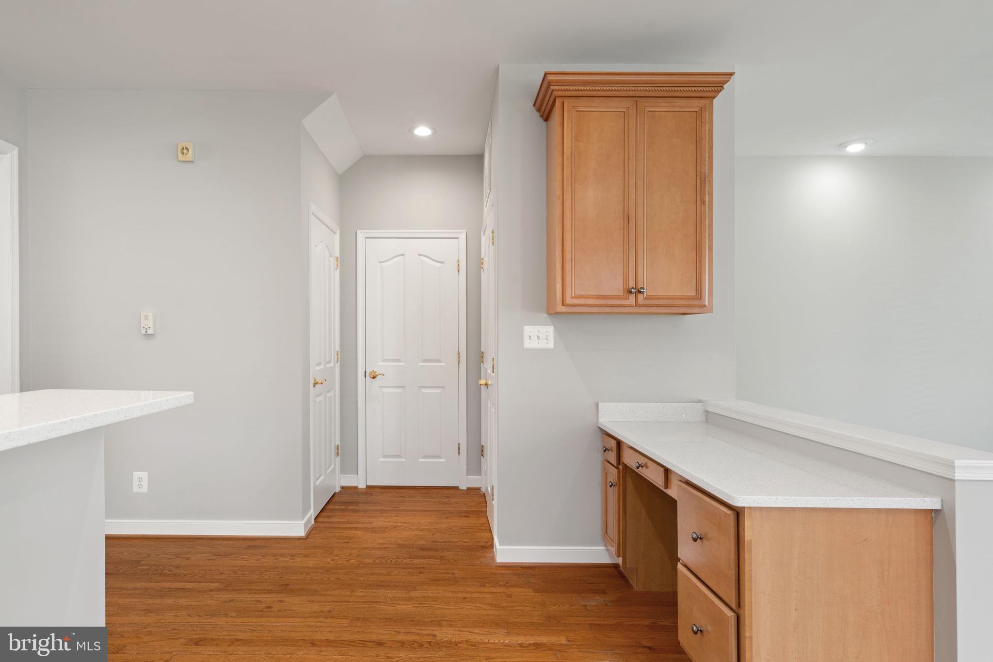 CLAIBORNE MANOR - Residential