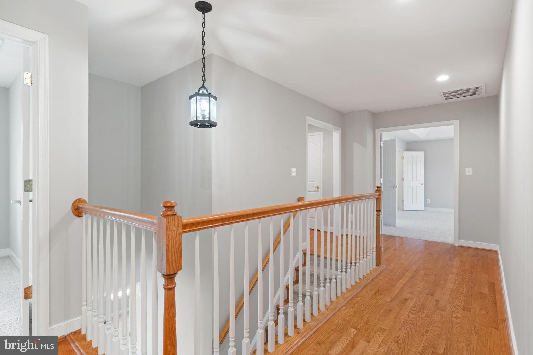 CLAIBORNE MANOR - Residential