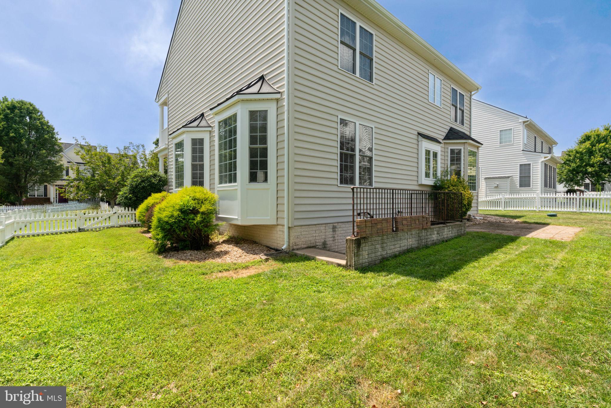 CLAIBORNE MANOR - Residential