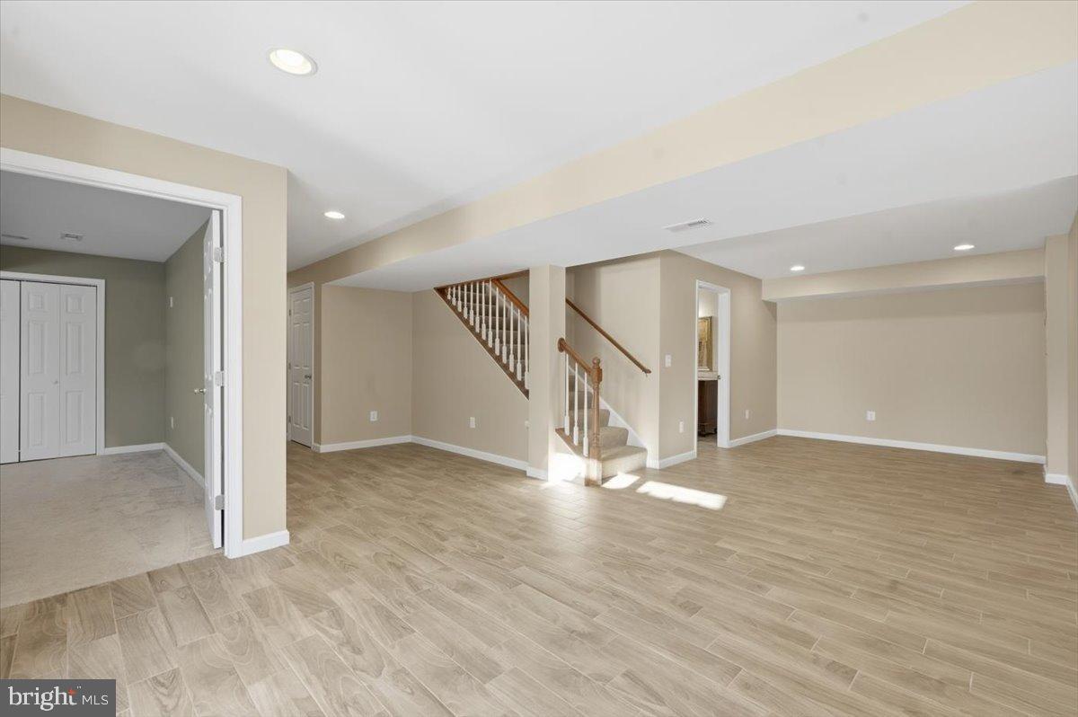 DAWSON LANDING - Residential