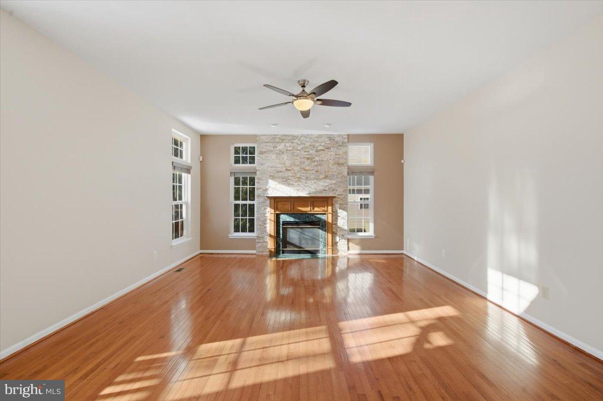 DAWSON LANDING - Residential