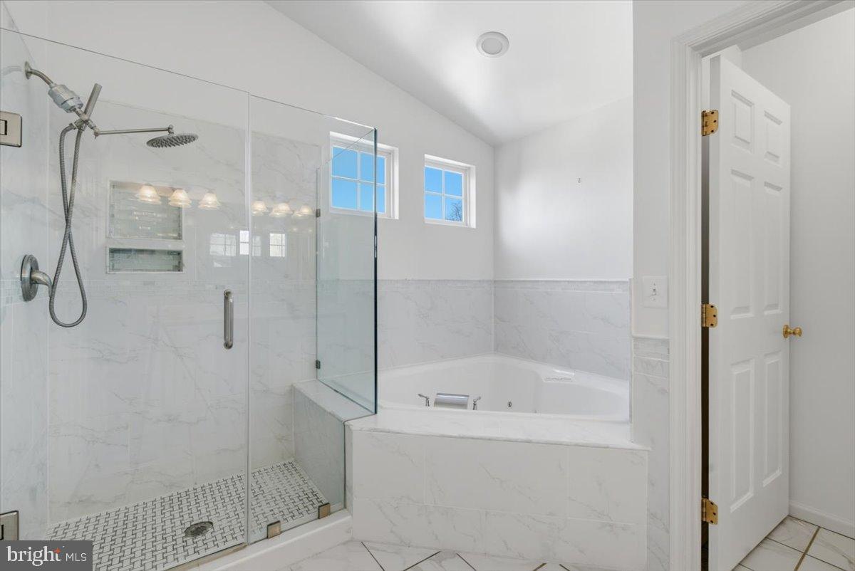 DAWSON LANDING - Residential