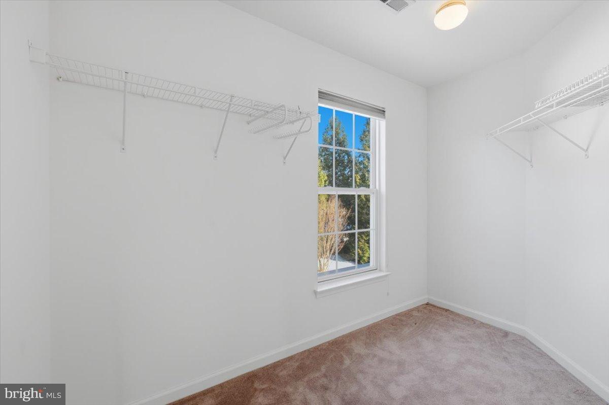 DAWSON LANDING - Residential