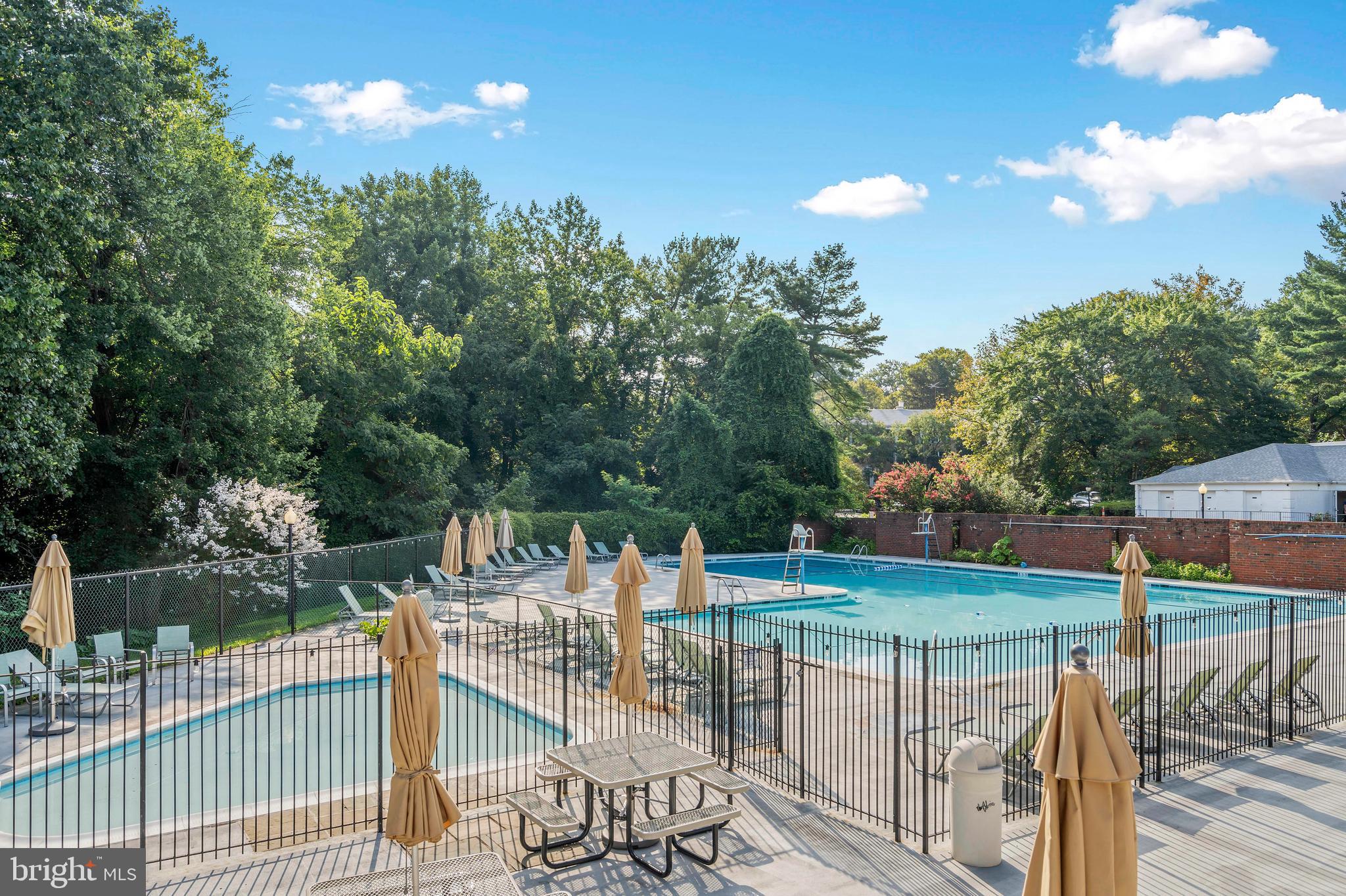 COLONIES AT MCLEAN - Residential Lease