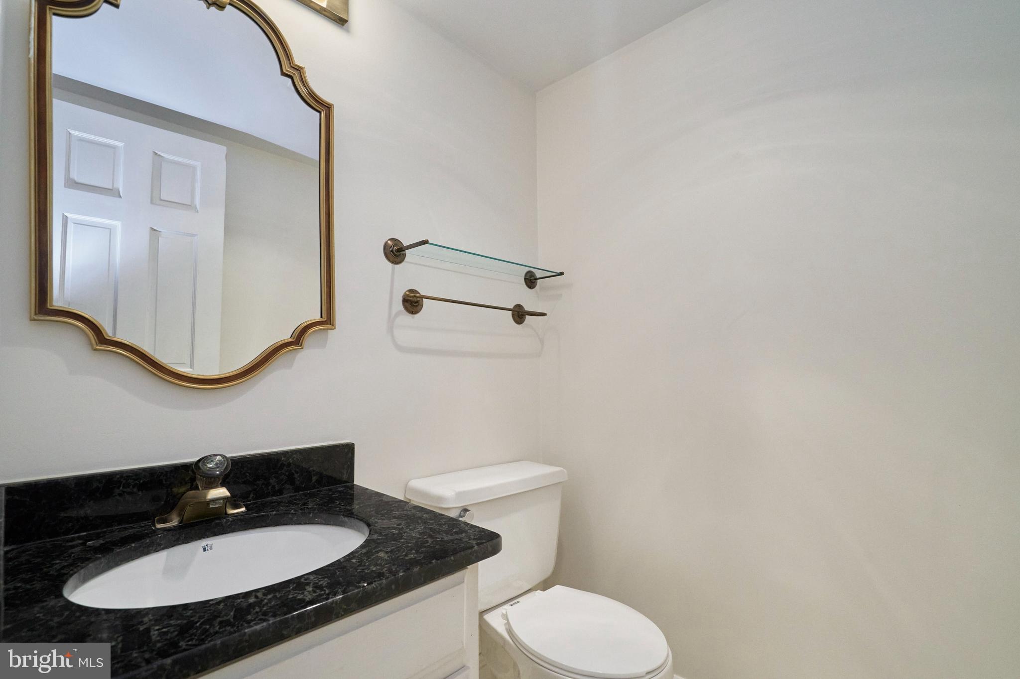 COLONIES AT MCLEAN - Residential Lease