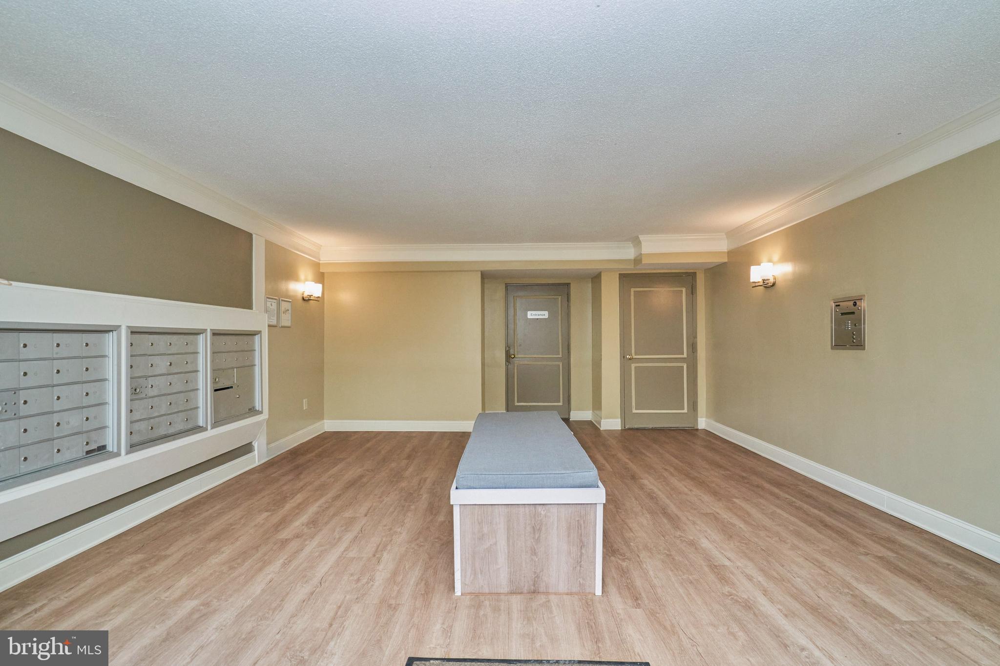 COLONIES AT MCLEAN - Residential Lease