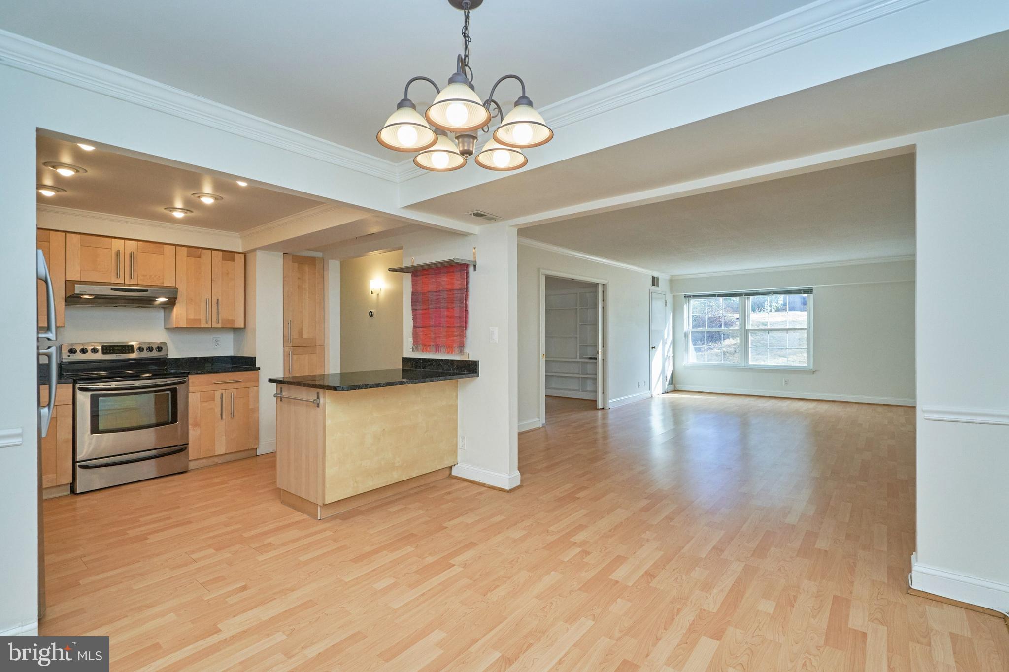 COLONIES AT MCLEAN - Residential Lease