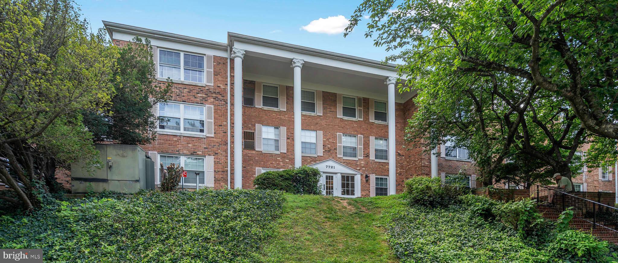 COLONIES AT MCLEAN - Residential Lease