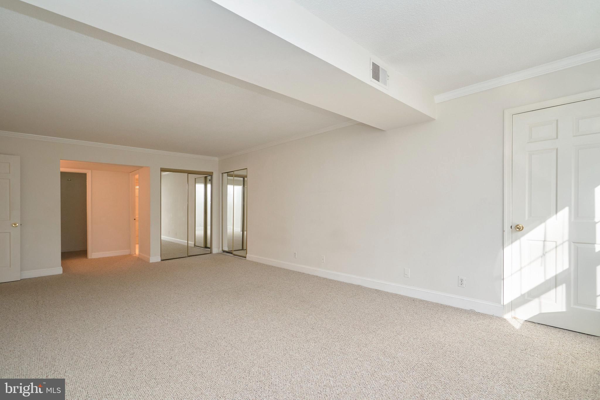 COLONIES AT MCLEAN - Residential Lease