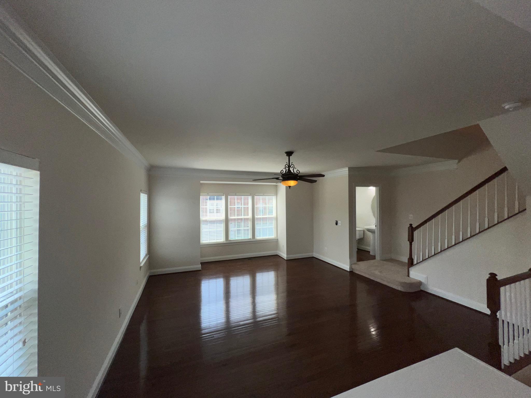 SEVEN HILLS - Residential Lease