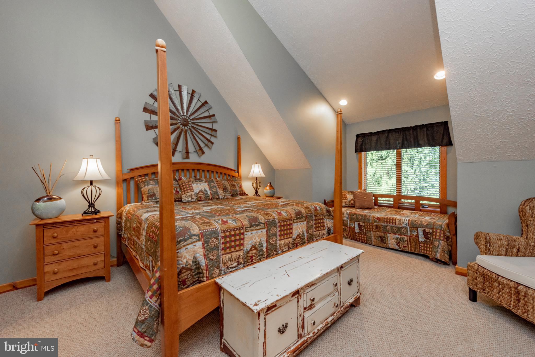 ALPINE VILLAGE - Residential