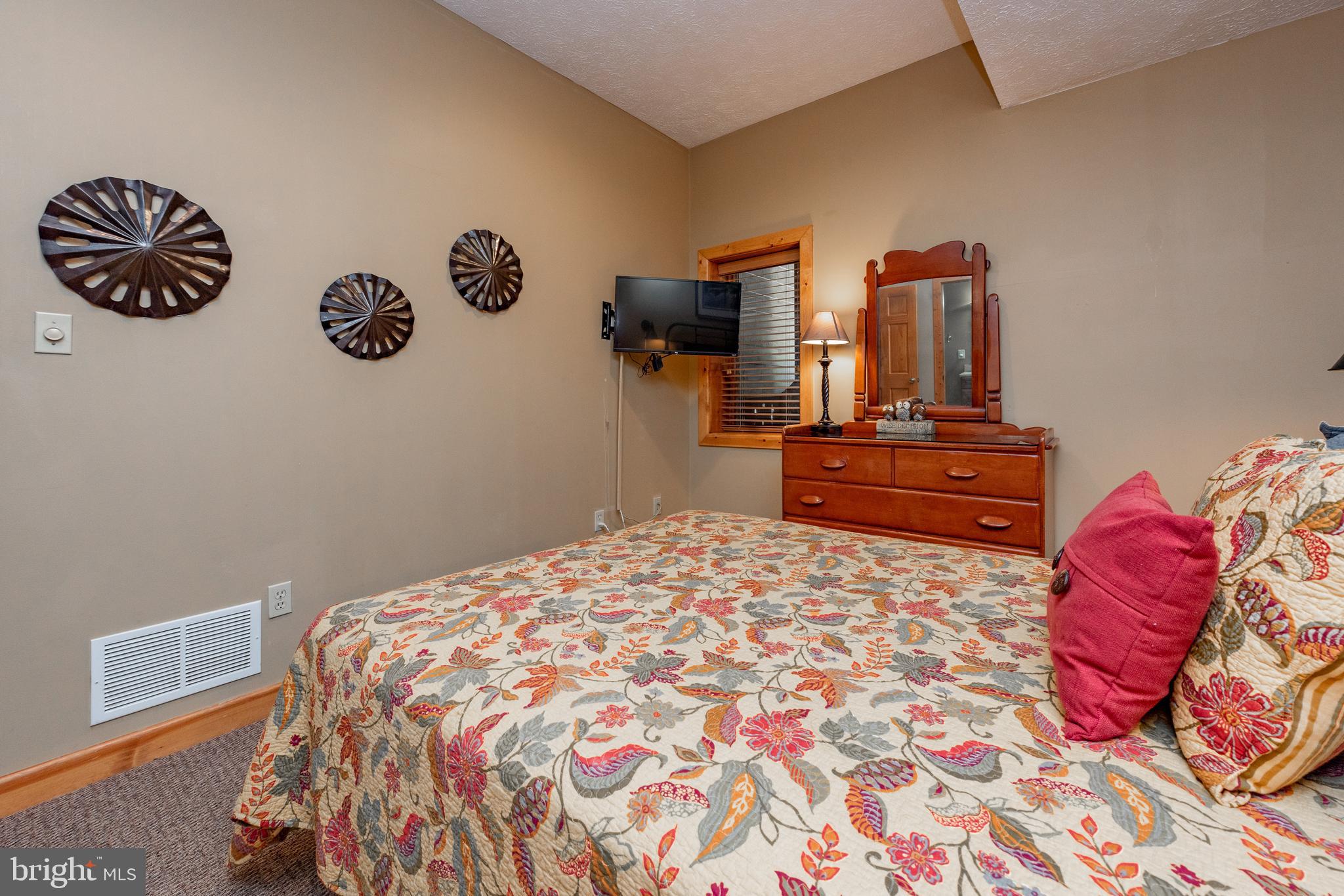 ALPINE VILLAGE - Residential