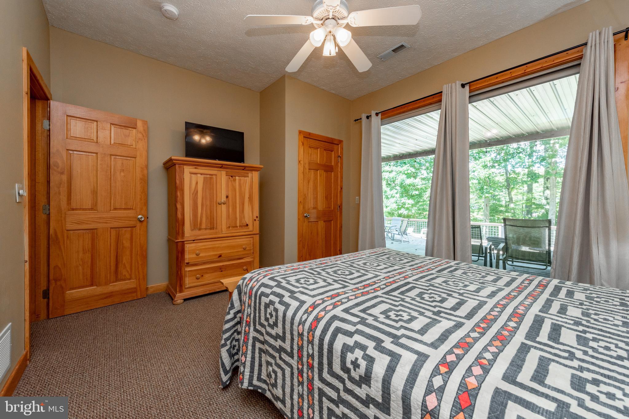 ALPINE VILLAGE - Residential